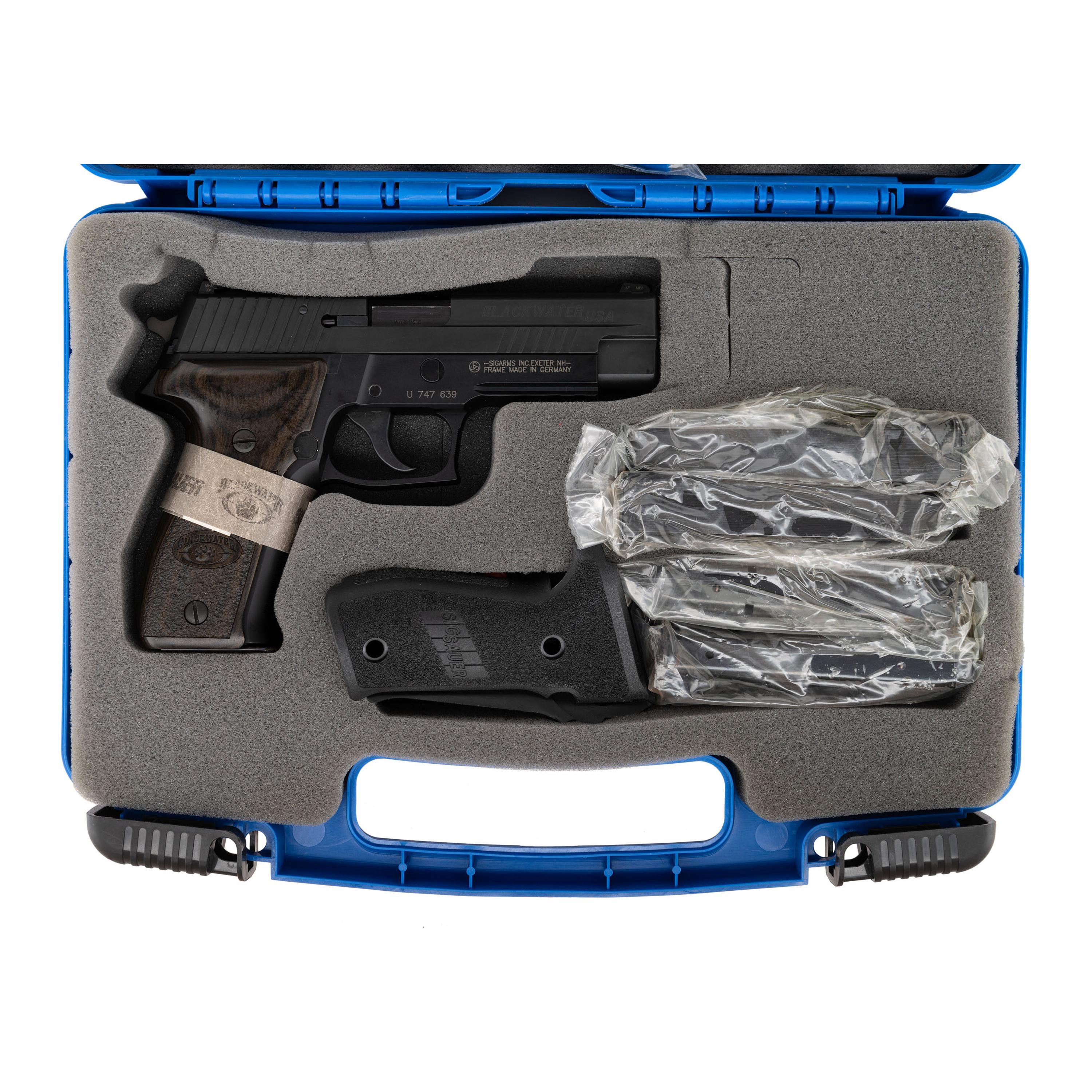*Sig Sauer Limited Edition Blackwater P226 Pistol New in Box