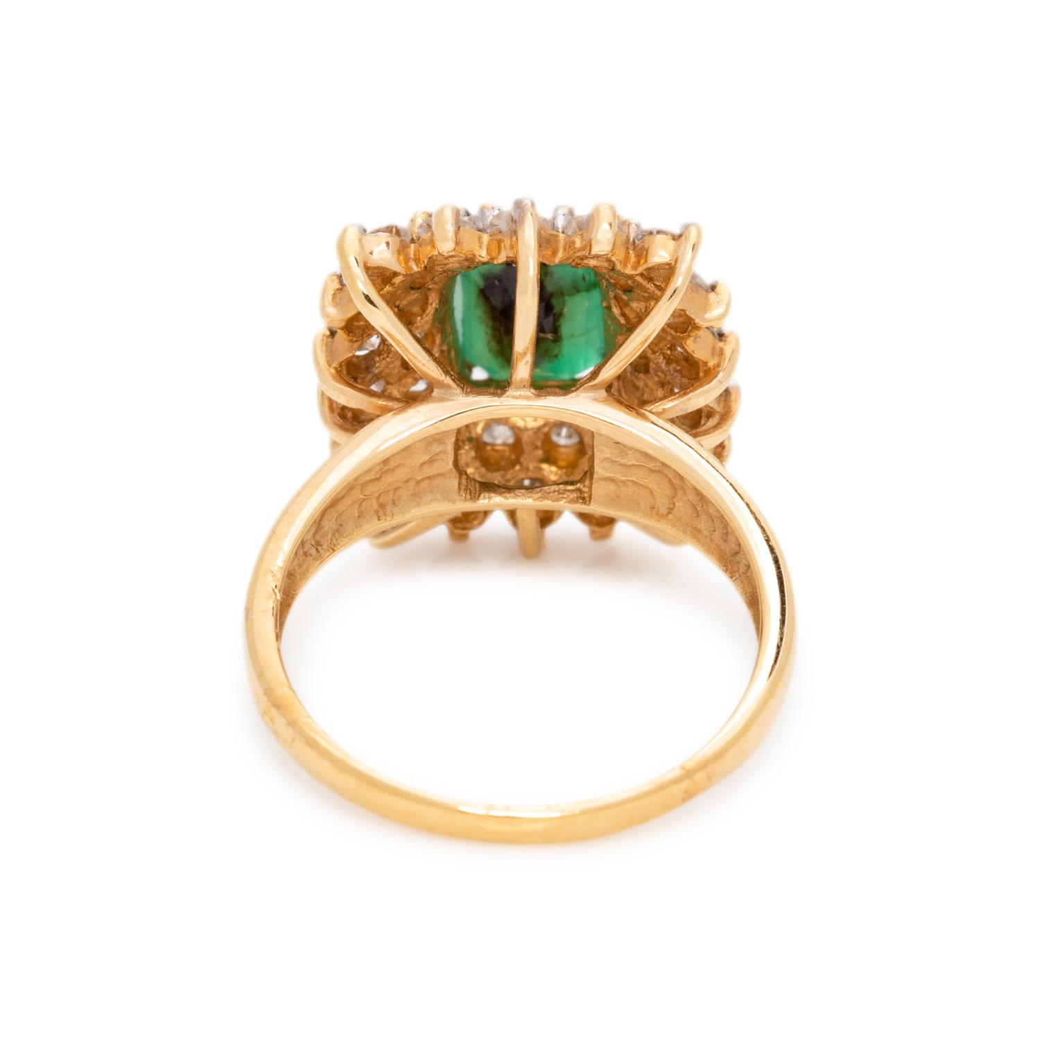 EMERALD AND DIAMOND RING