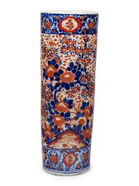A Japanese Porcelain Umbrella Stand