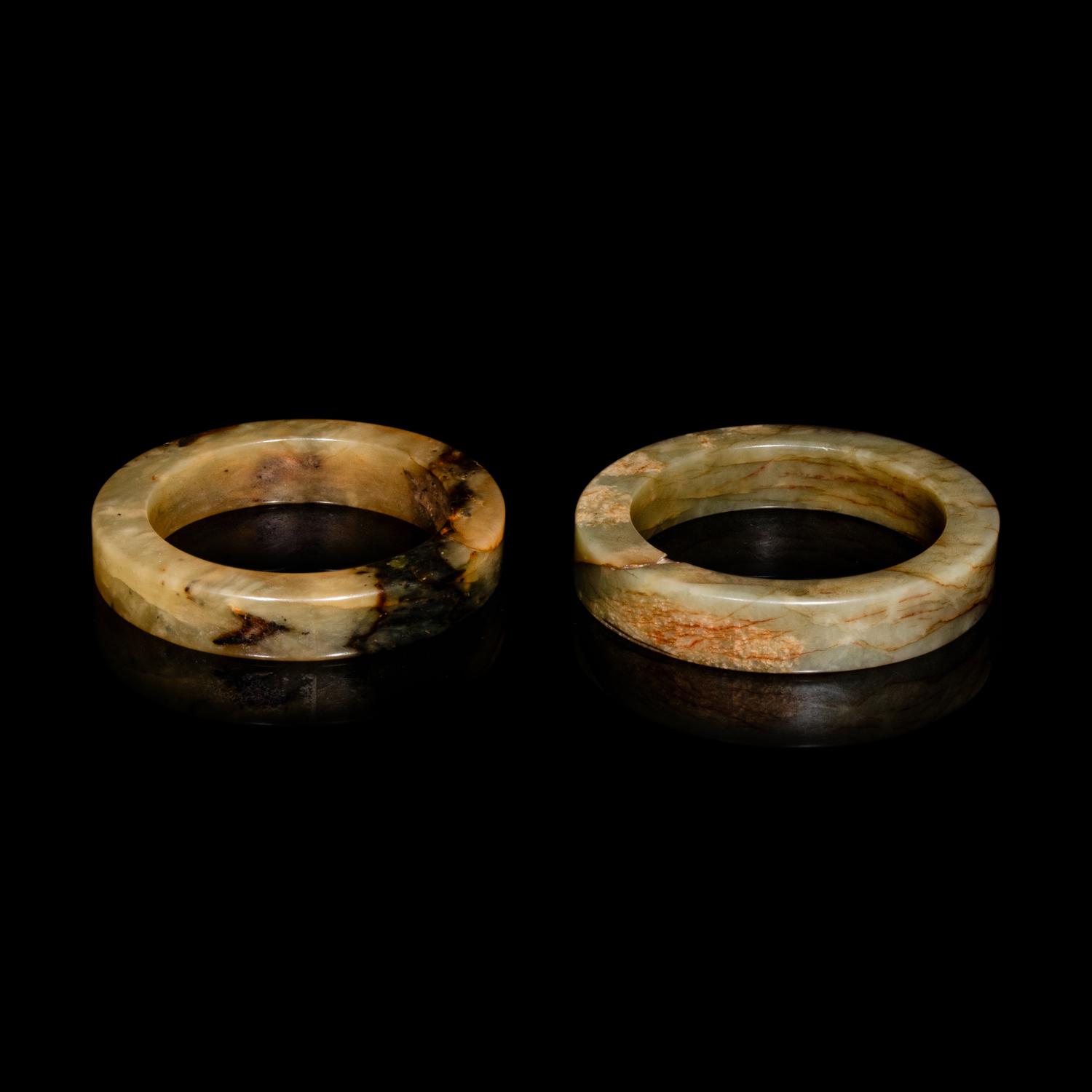 A Pair of Chinese Celadon Jade Bangles, Ming Dynasty or Later 明或更晚 青玉鐲一對