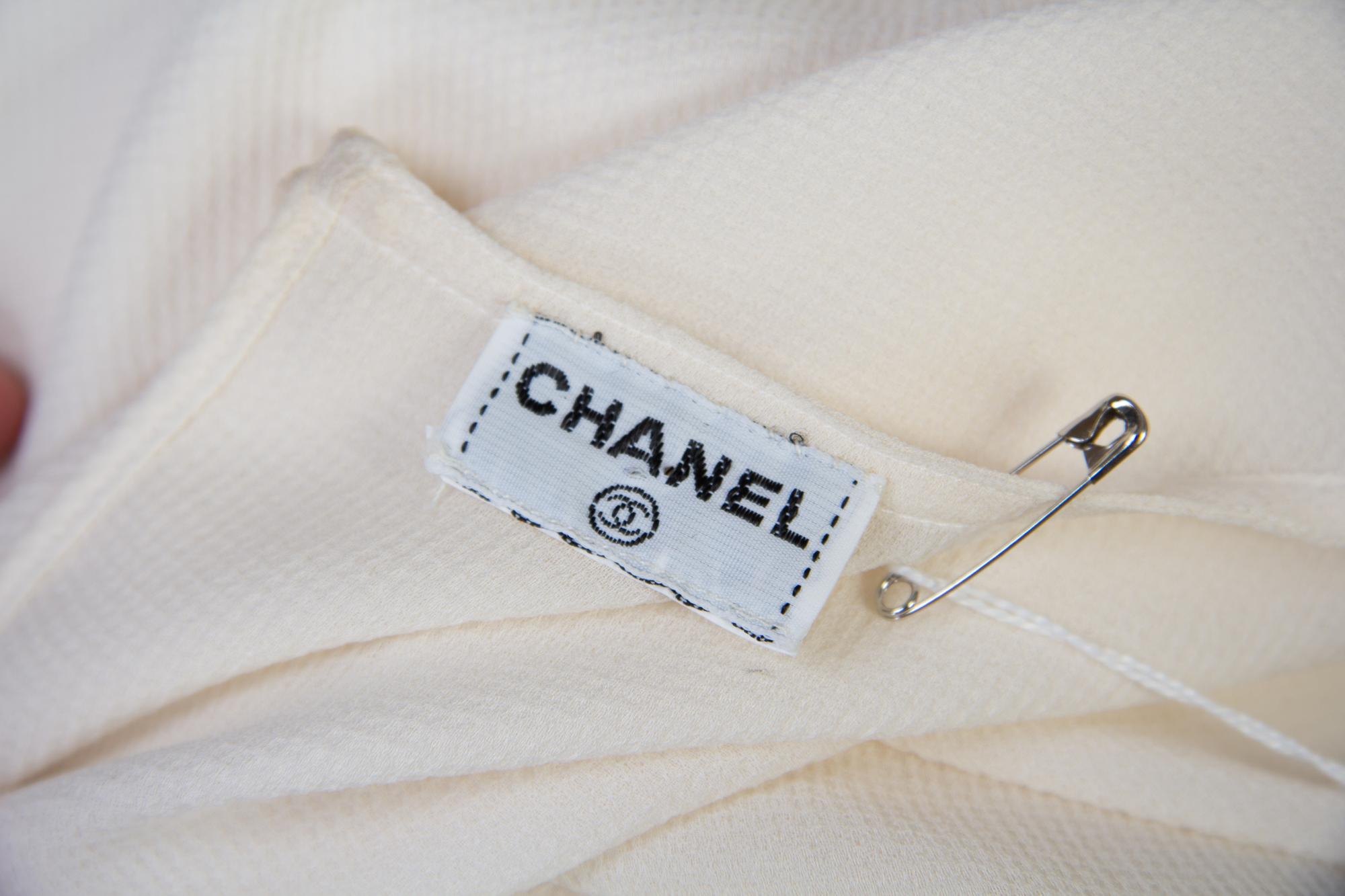 A Chanel Celery Cashmere Twin Set, Size 38.
