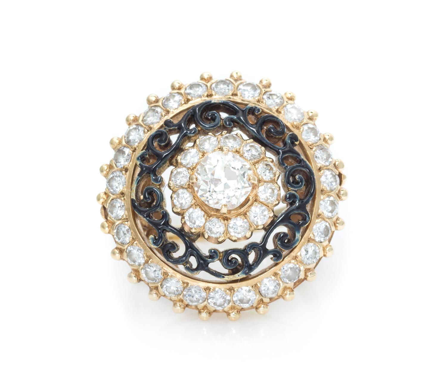 A 14 Karat Yellow Gold and Diamond Ring, 7.90 dwts.