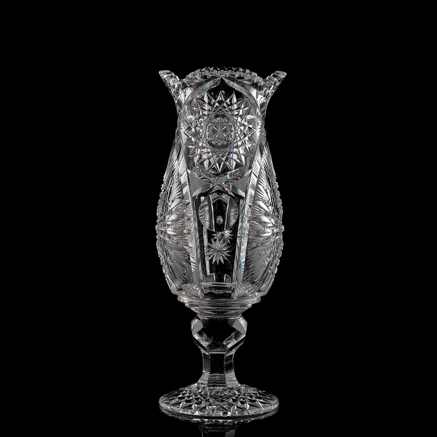 A Brilliant-Period Cut Glass Pedestal Vase with a Lapidary-Cut Knob