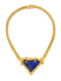 HIGH KARAT GOLD AND LAPIS LAZULI NECKLACE