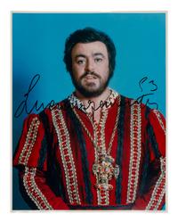 [20TH-CENTURY OPERA SINGERS]. A group of 6 signed photographs or photographic prints of opera singers from the 1970s-1990s, comprising images of: