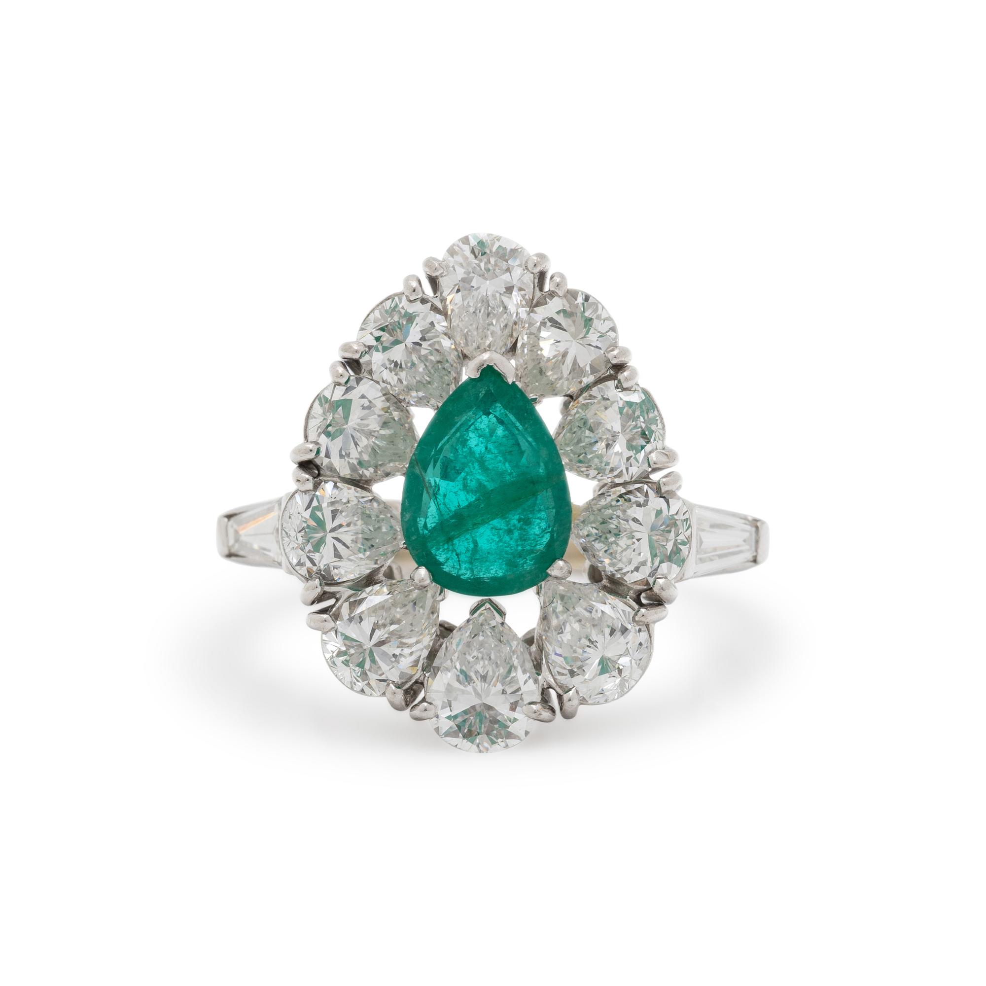 EMERALD AND DIAMOND RING
