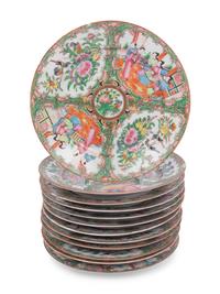 A Chinese Export Rose Medallion Porcelain Dining Set