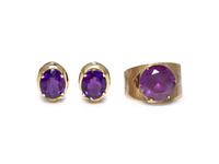 COLLECTION OF YELLOW GOLD GEMSTONE JEWELRY