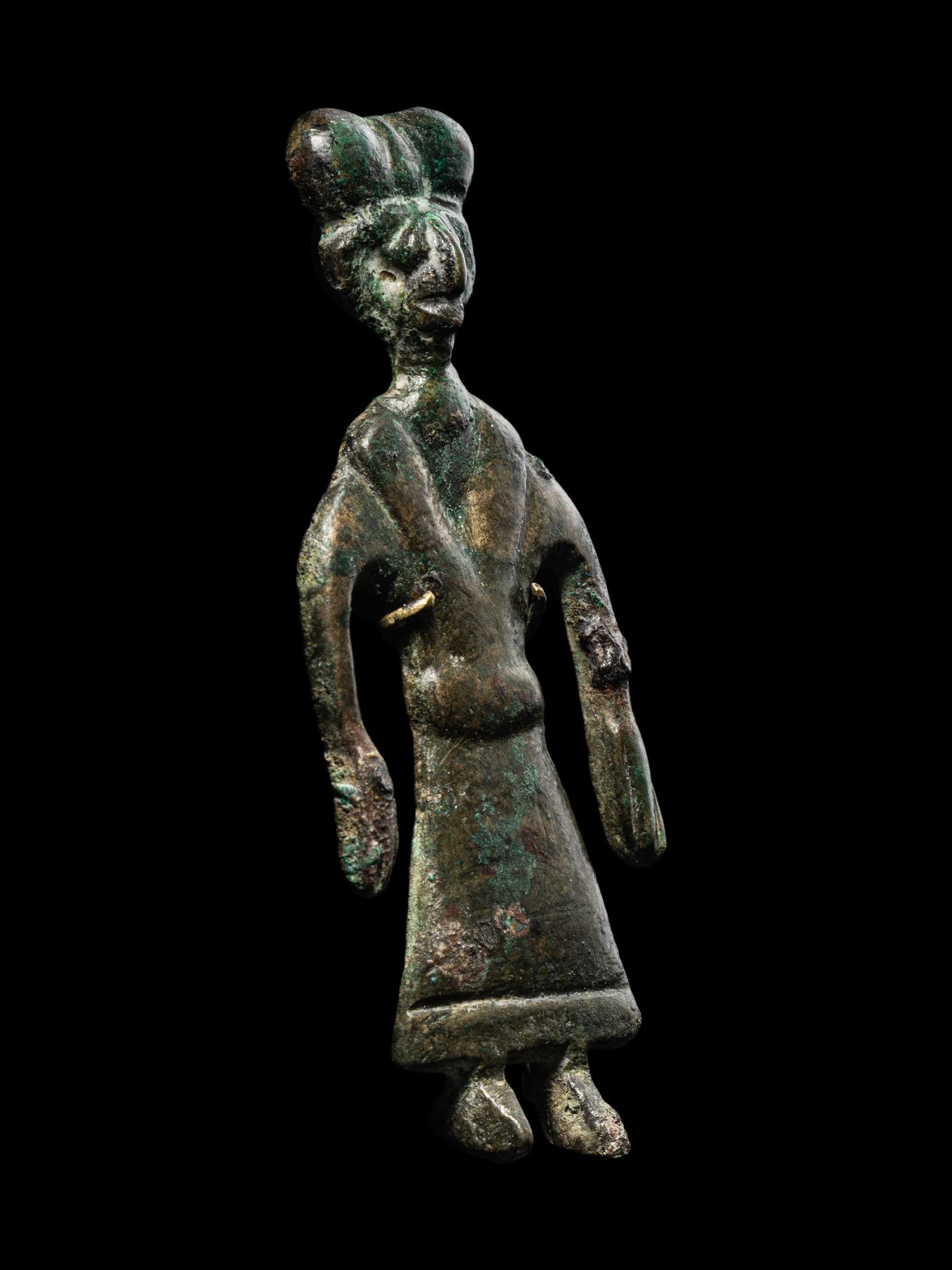 An Amlash Bronze Female Figure