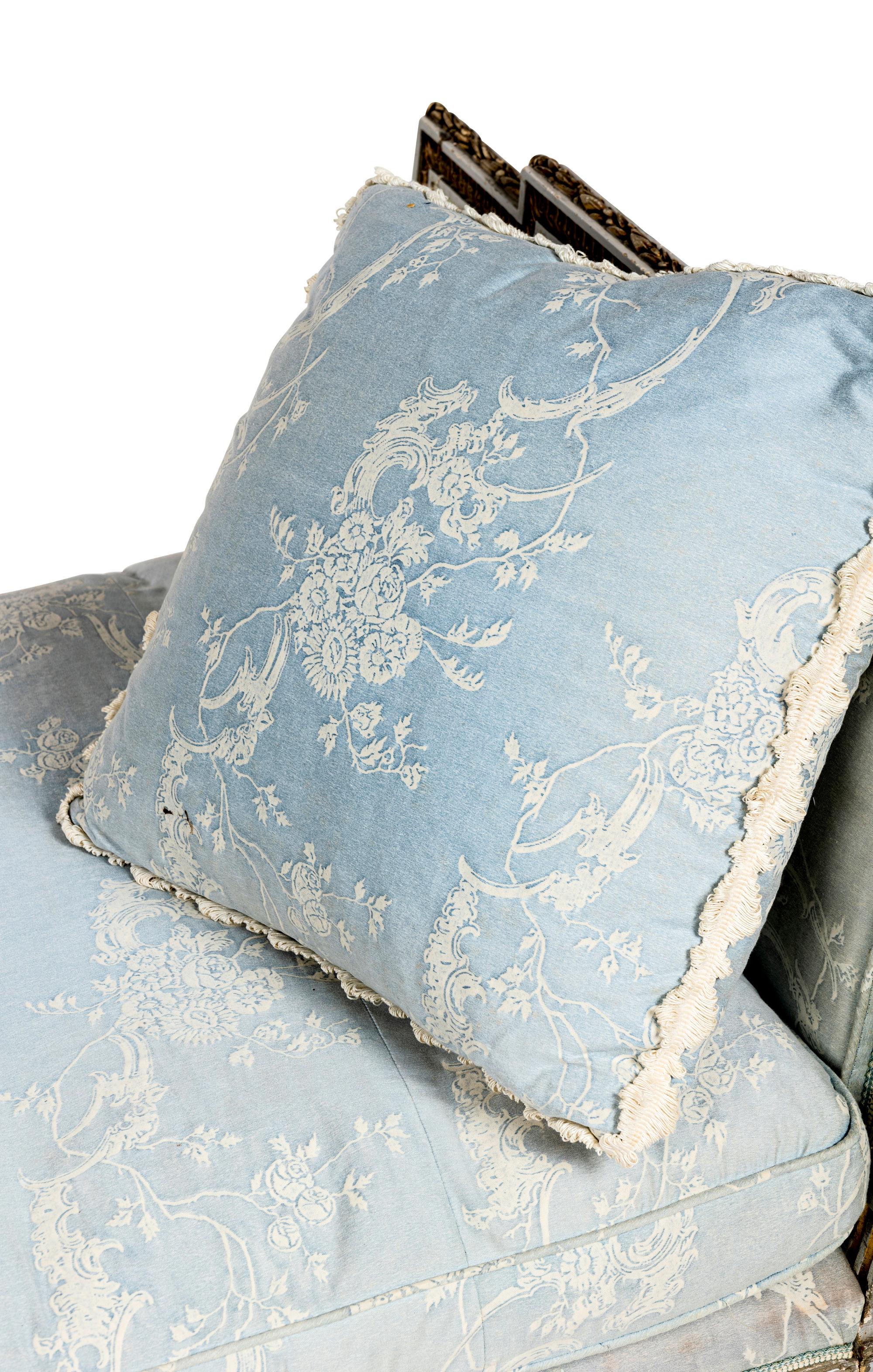 A Louis XVI Grey-Painted and Parcel-Gilt Lit du Jour