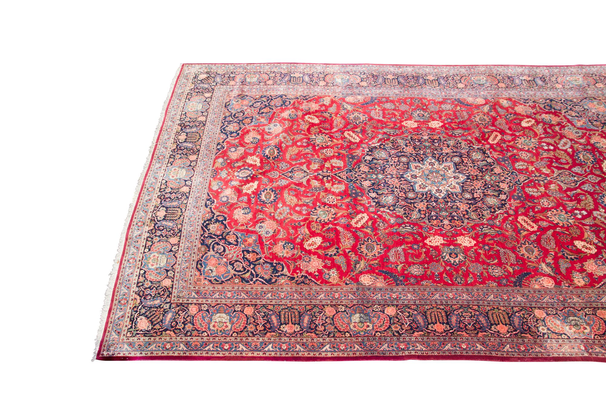 A Kashan Carpet 14 feet x 10 feet. — 20TH CENTURY