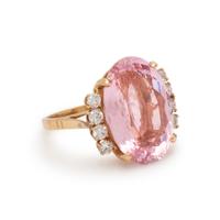 YELLOW GOLD, MORGANITE, AND DIAMOND RING