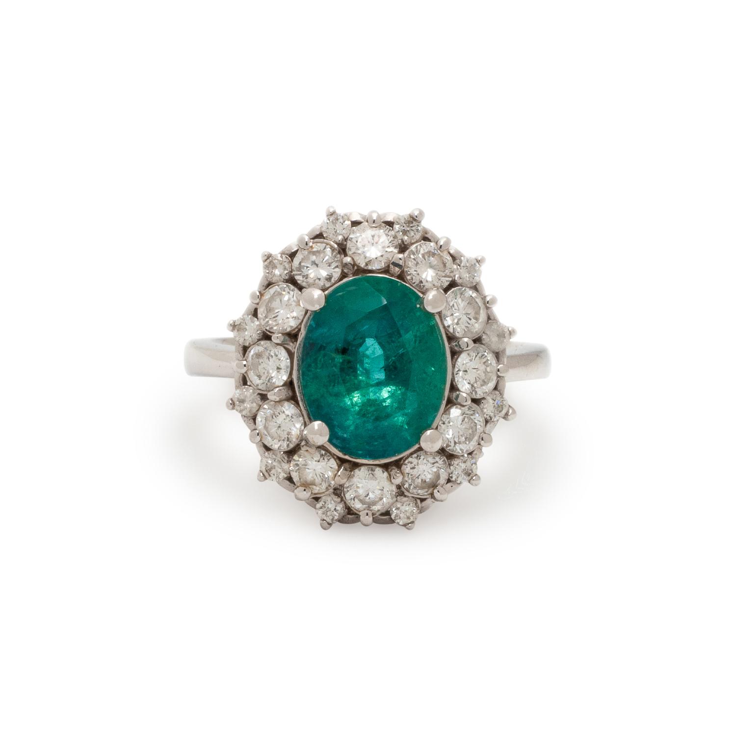 EMERALD AND DIAMOND RING