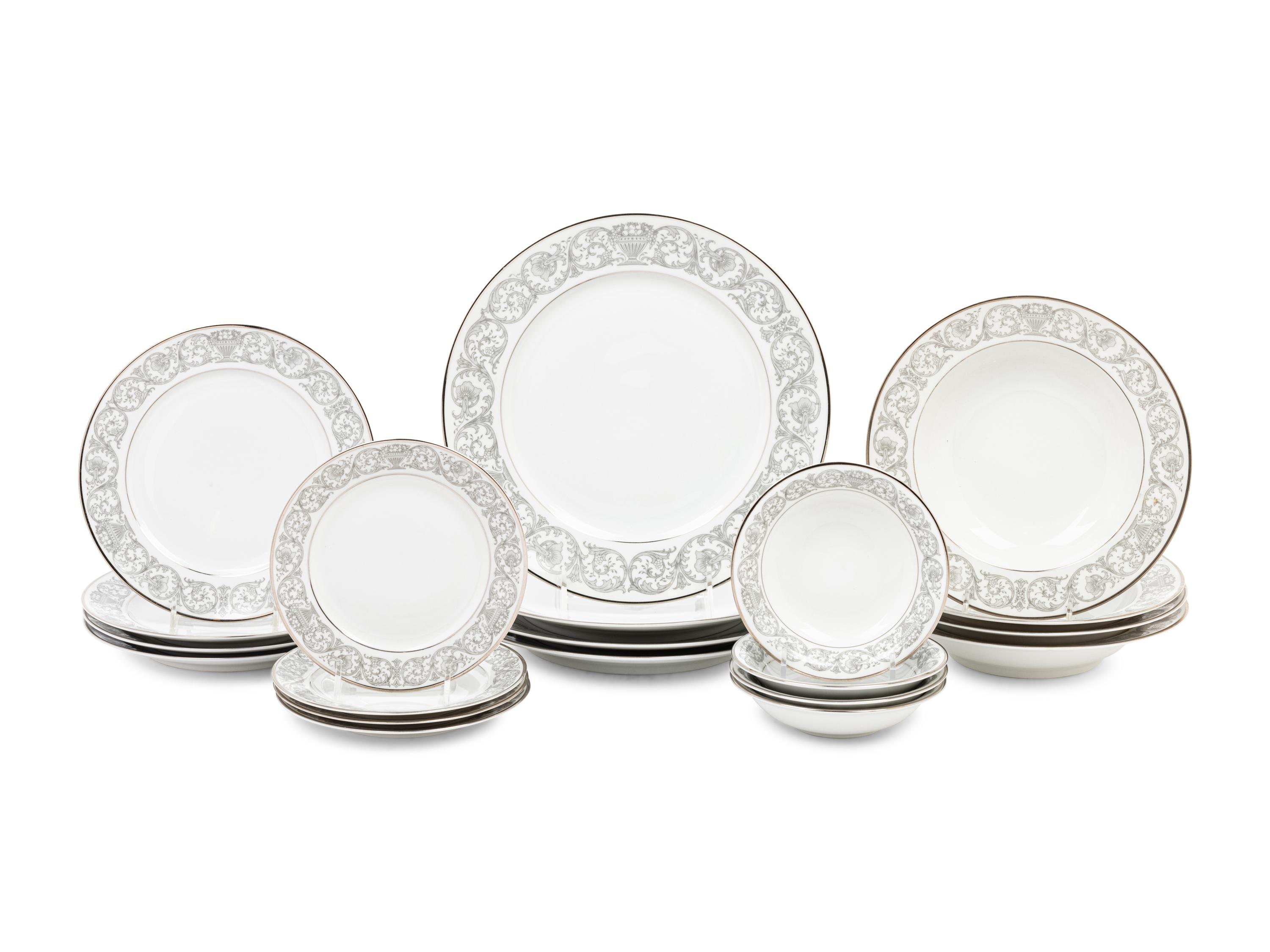 A Rosenthal Porcelain Dinner Service