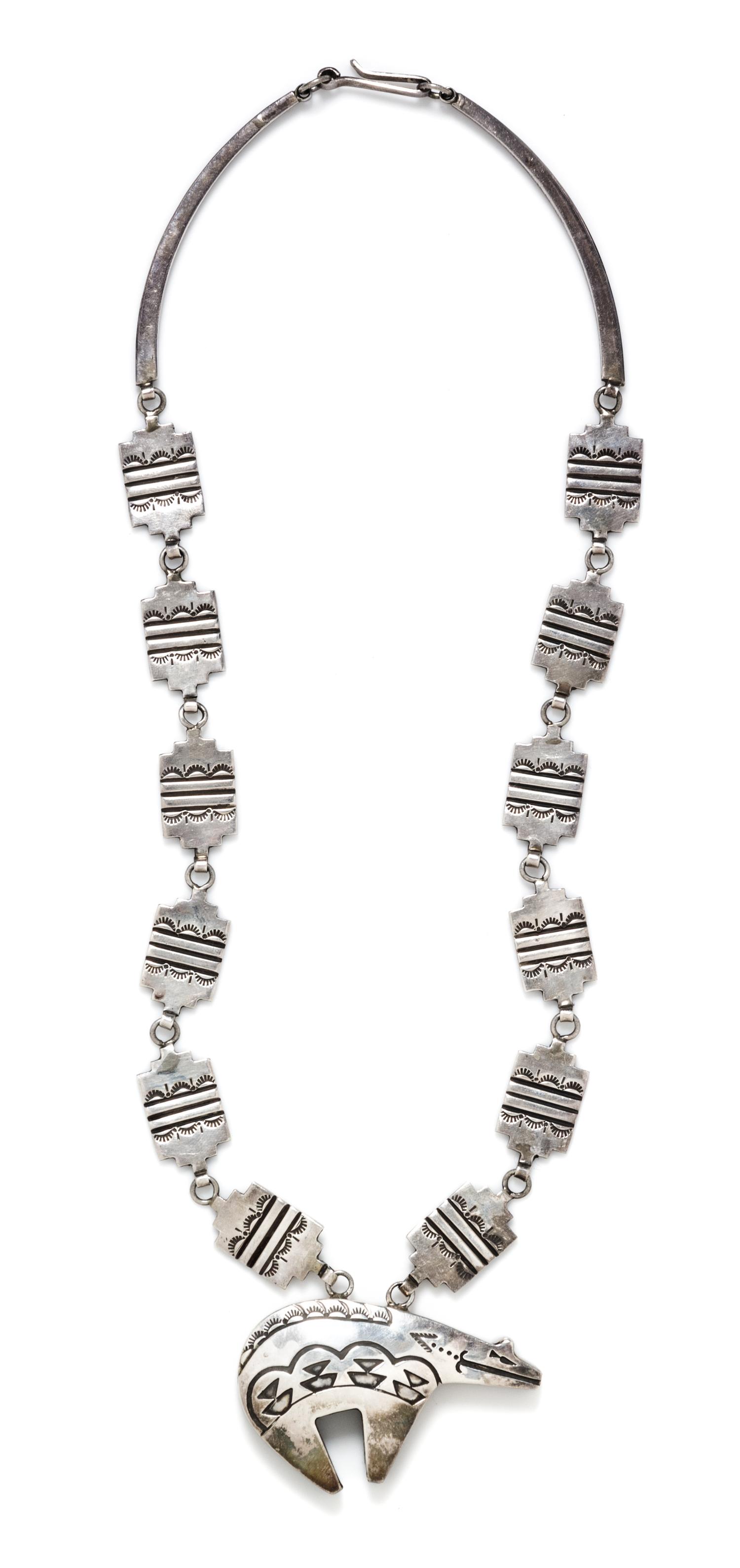 A Sterling Silver Bear Motif Necklace, Navajo, 72.10 dwts.