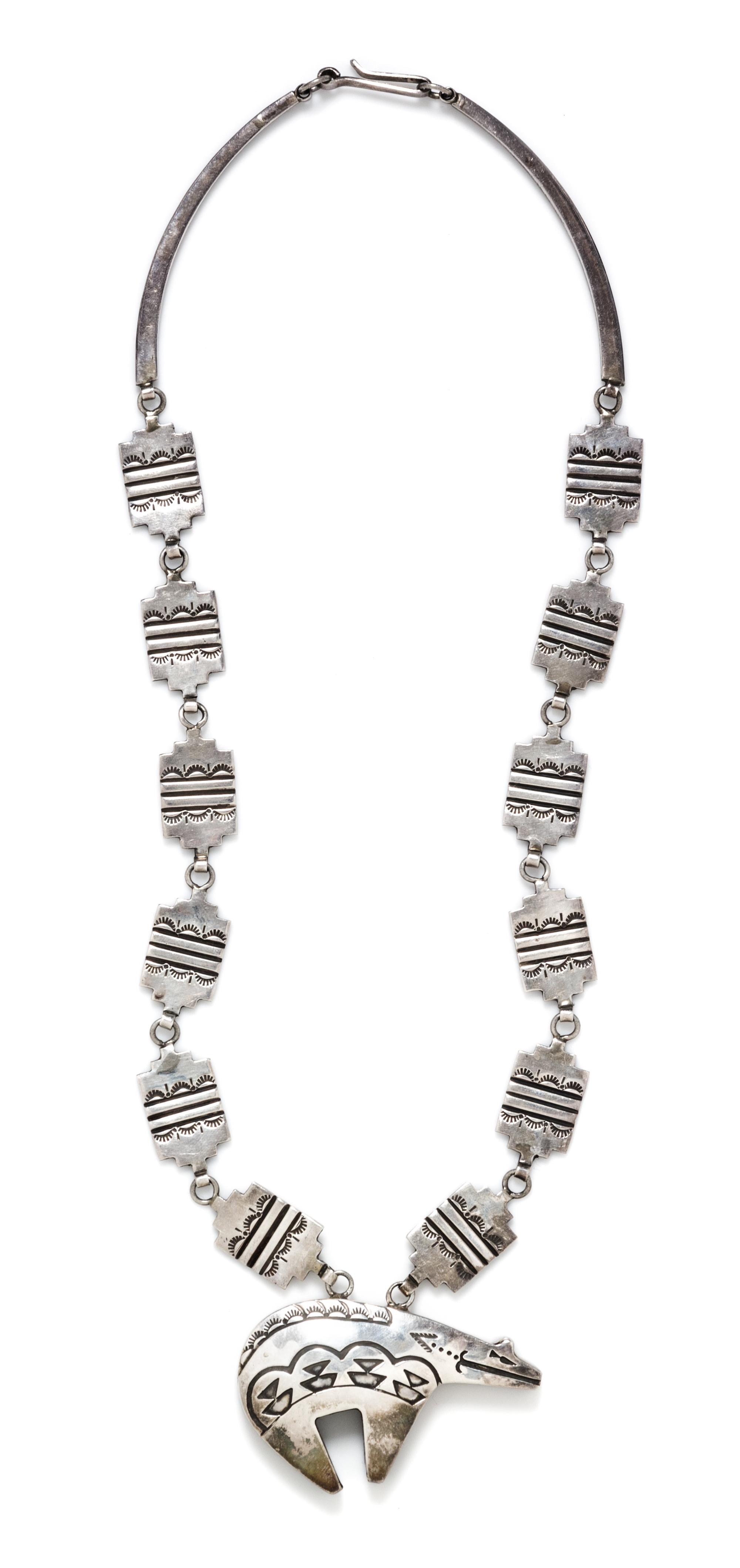 A Sterling Silver Bear Motif Necklace, Navajo, 72.10 dwts.