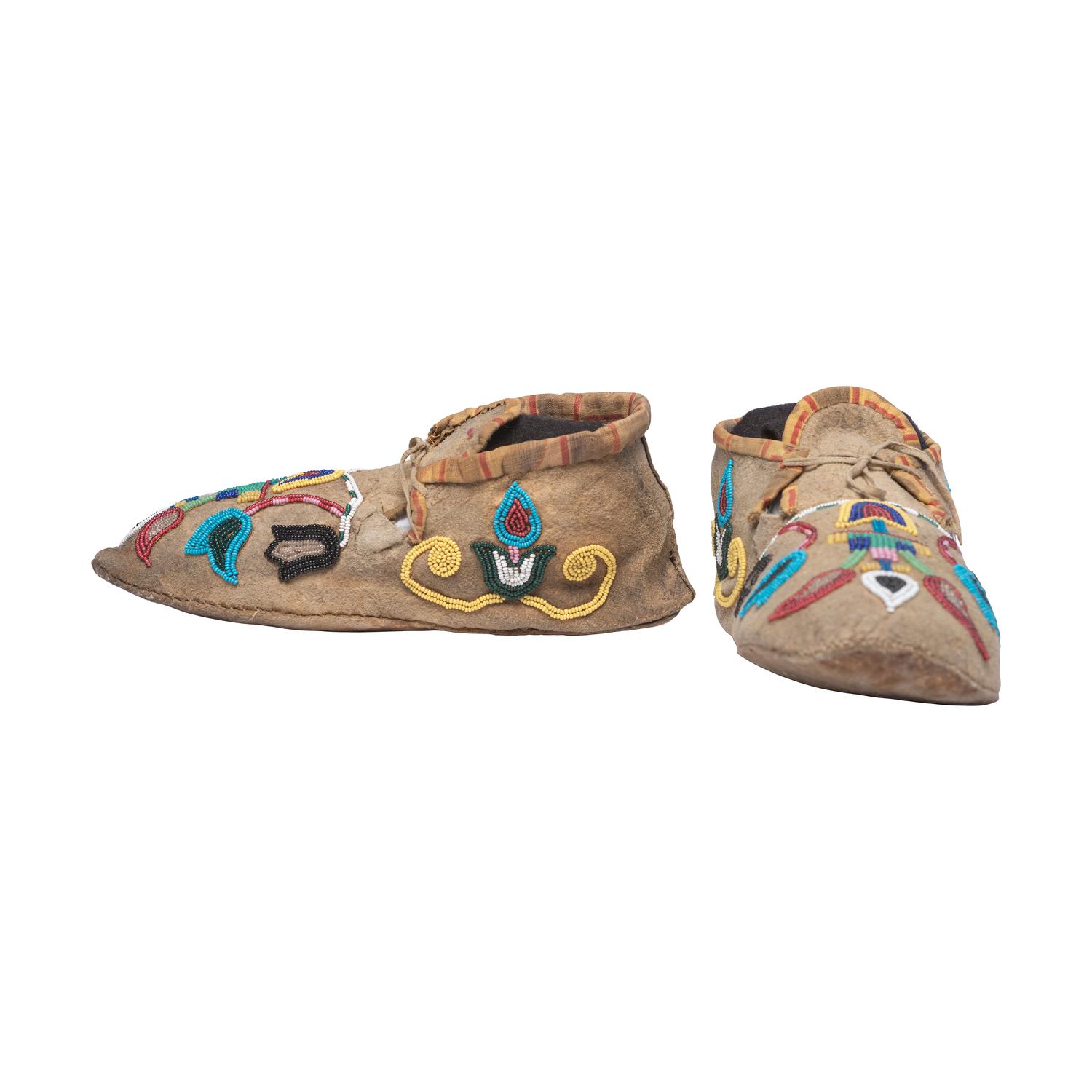 Plateau Beaded Hide Moccasins