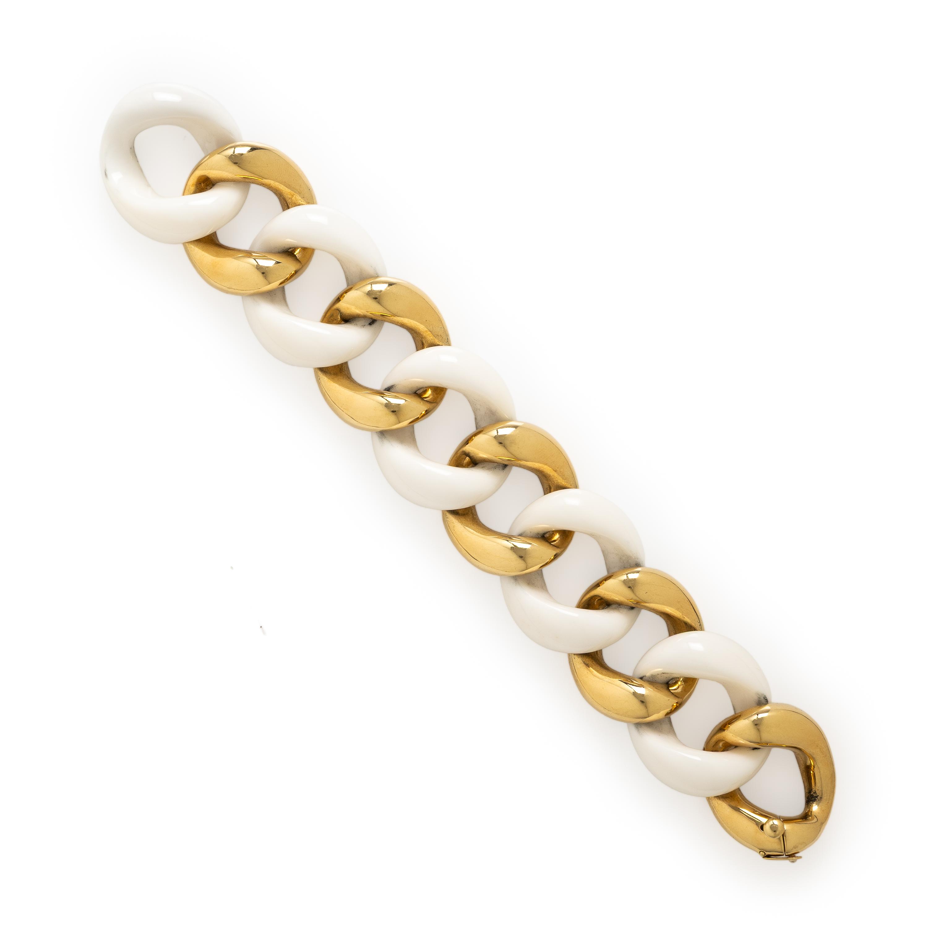 Seaman Schepps, 'Classic Link', Yellow Gold and Cacholong Bracelet