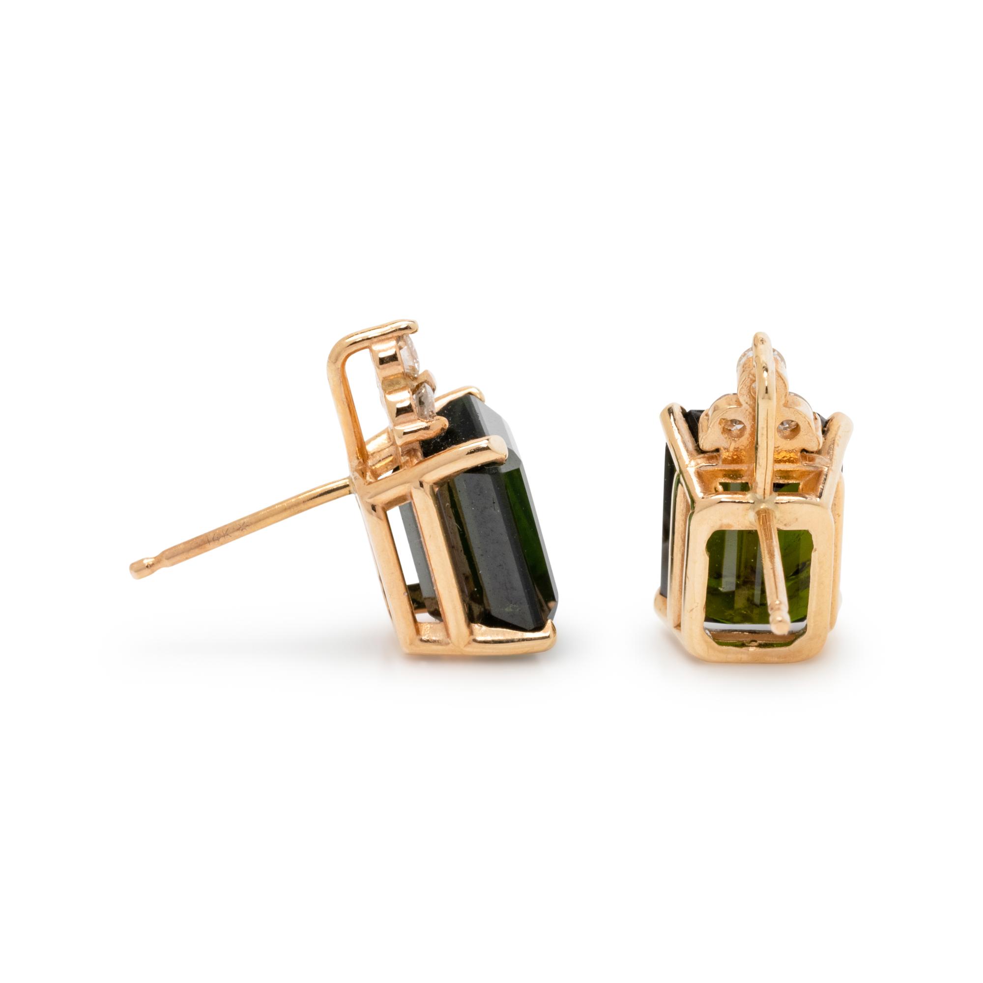 GREEN TOURMALINE AND DIAMOND SET