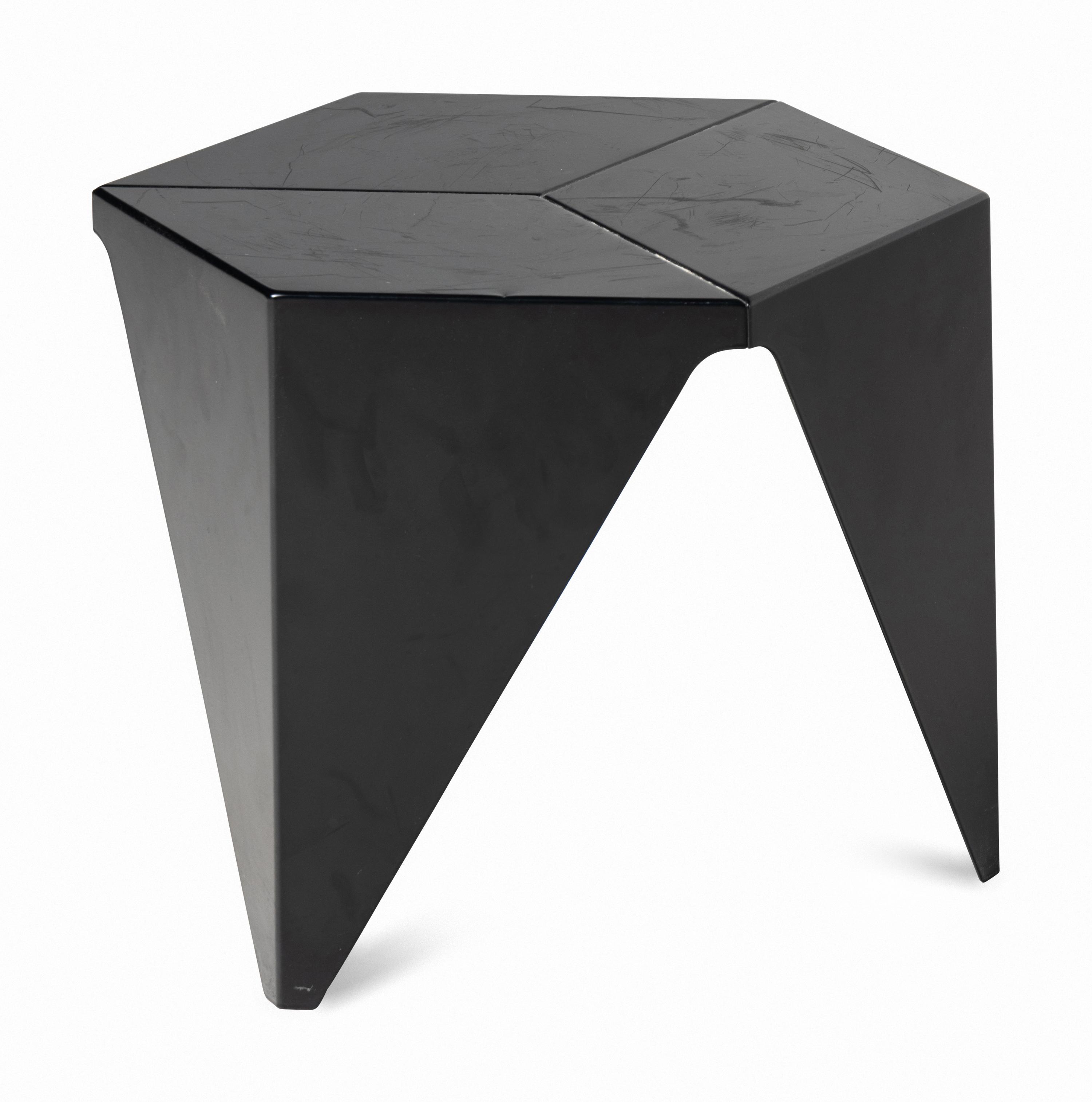 Prismatic Table Vitra, USA