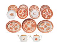 An Assembled Collection of Thirteen Chinese Export Porcelain Orange Palette and Fitzhugh Tablewares, Circa 1800