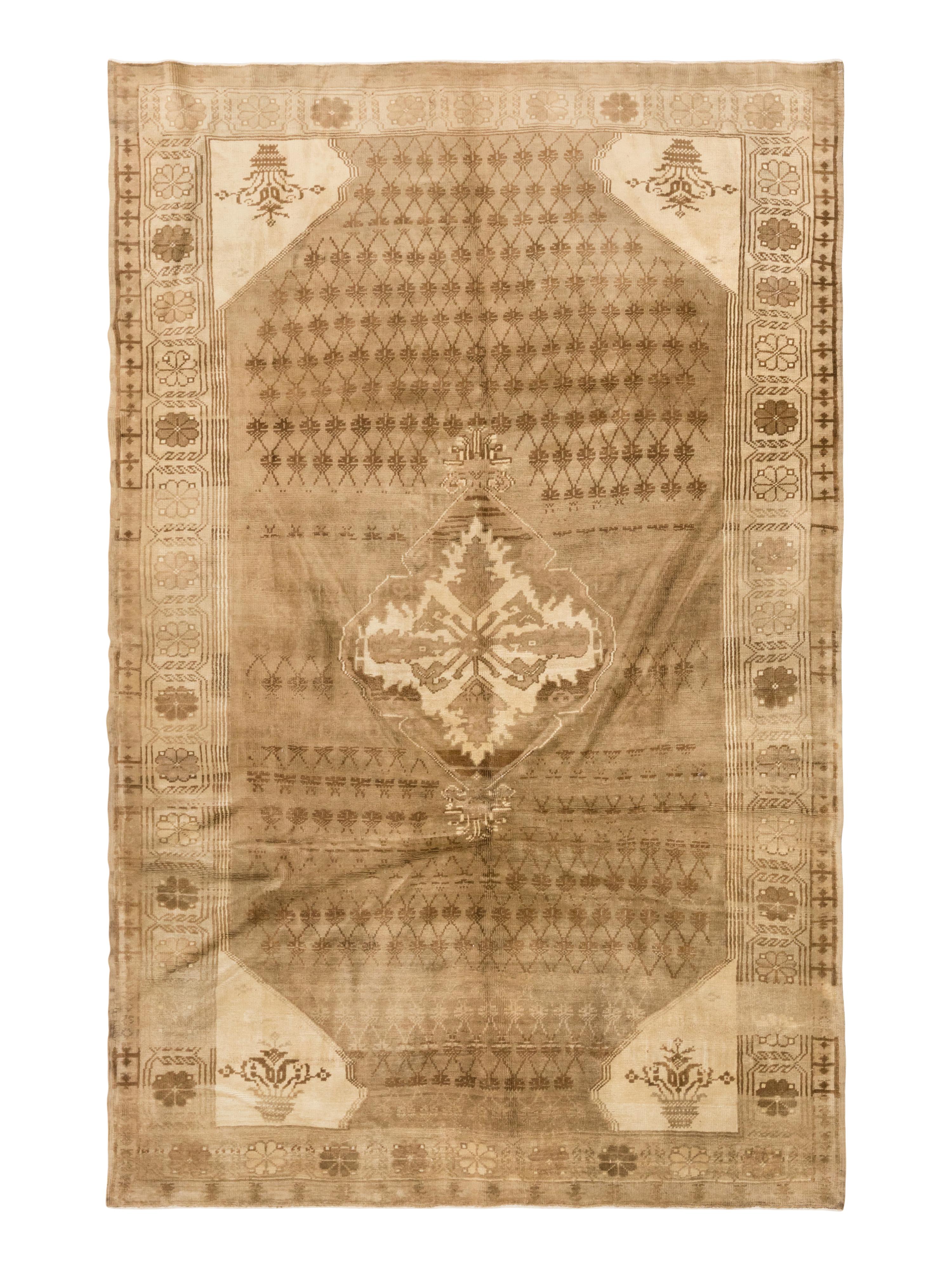 An Oushak Rug