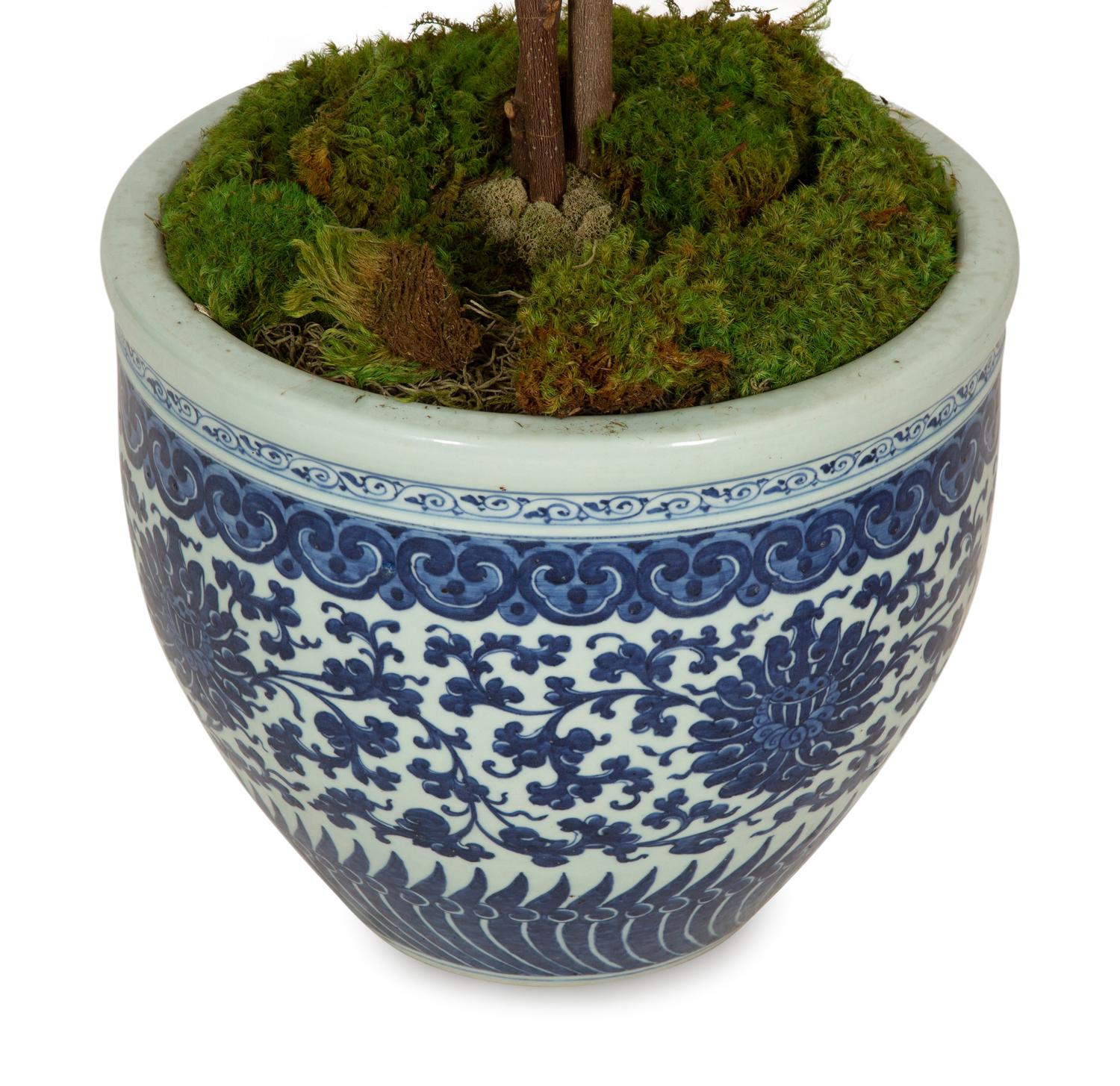A Chinese Export Blue and White Porcelain Jardiniere