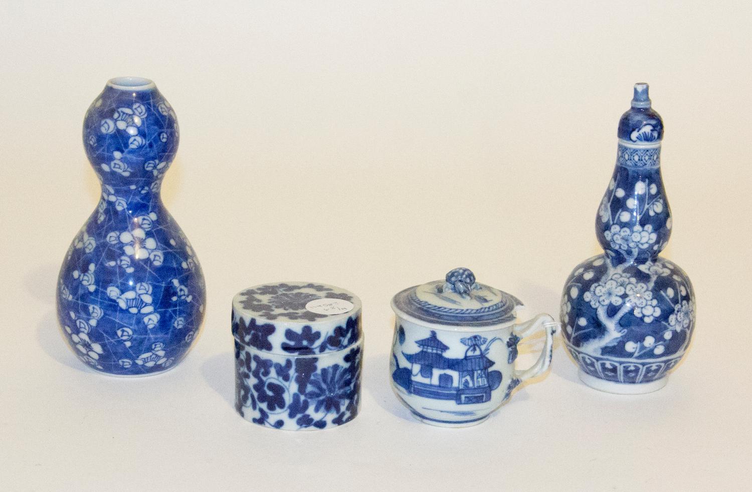 A Group of Four Blue and White Decorated Articles Height of tallest 6 3/4 inches.
