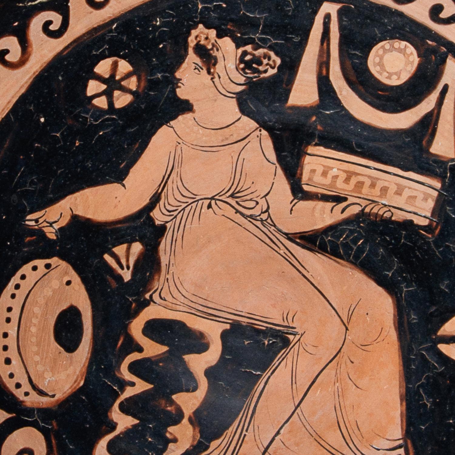 An Apulian Red-Figured Knob-Handled Patera