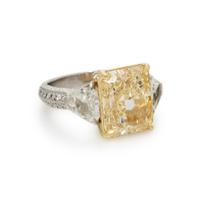 COLORED DIAMOND AND DIAMOND RING