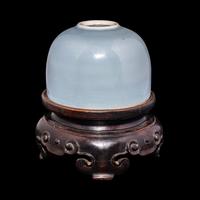 A Chinese Clair-de-Lune Glazed Porcelain Beehive Water Coupe, Taibaizun , 19th Century 清晚期 天藍釉太白尊