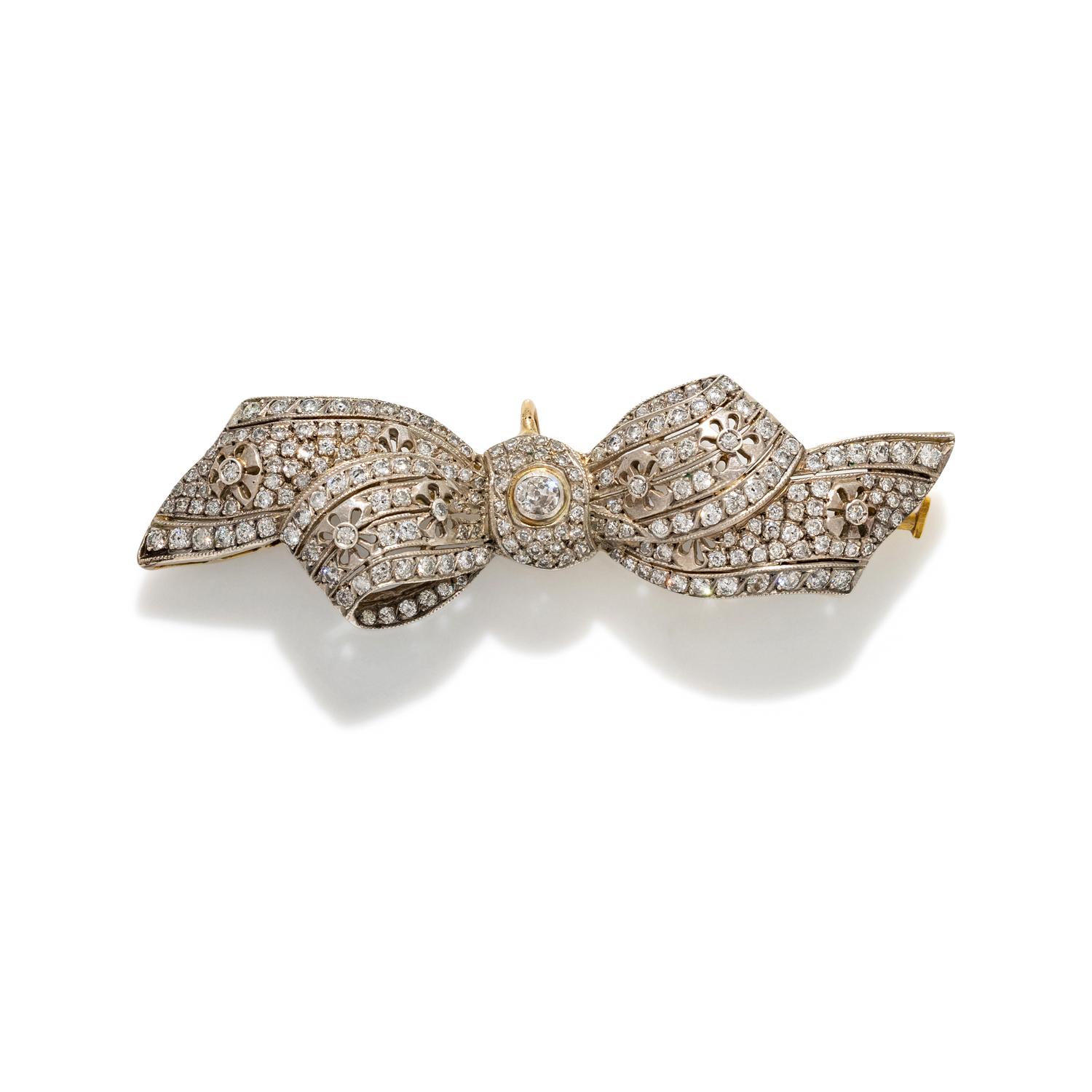 ANTIQUE, SILVER-TOPPED GOLD AND DIAMOND BOW BROOCH/PENDANT