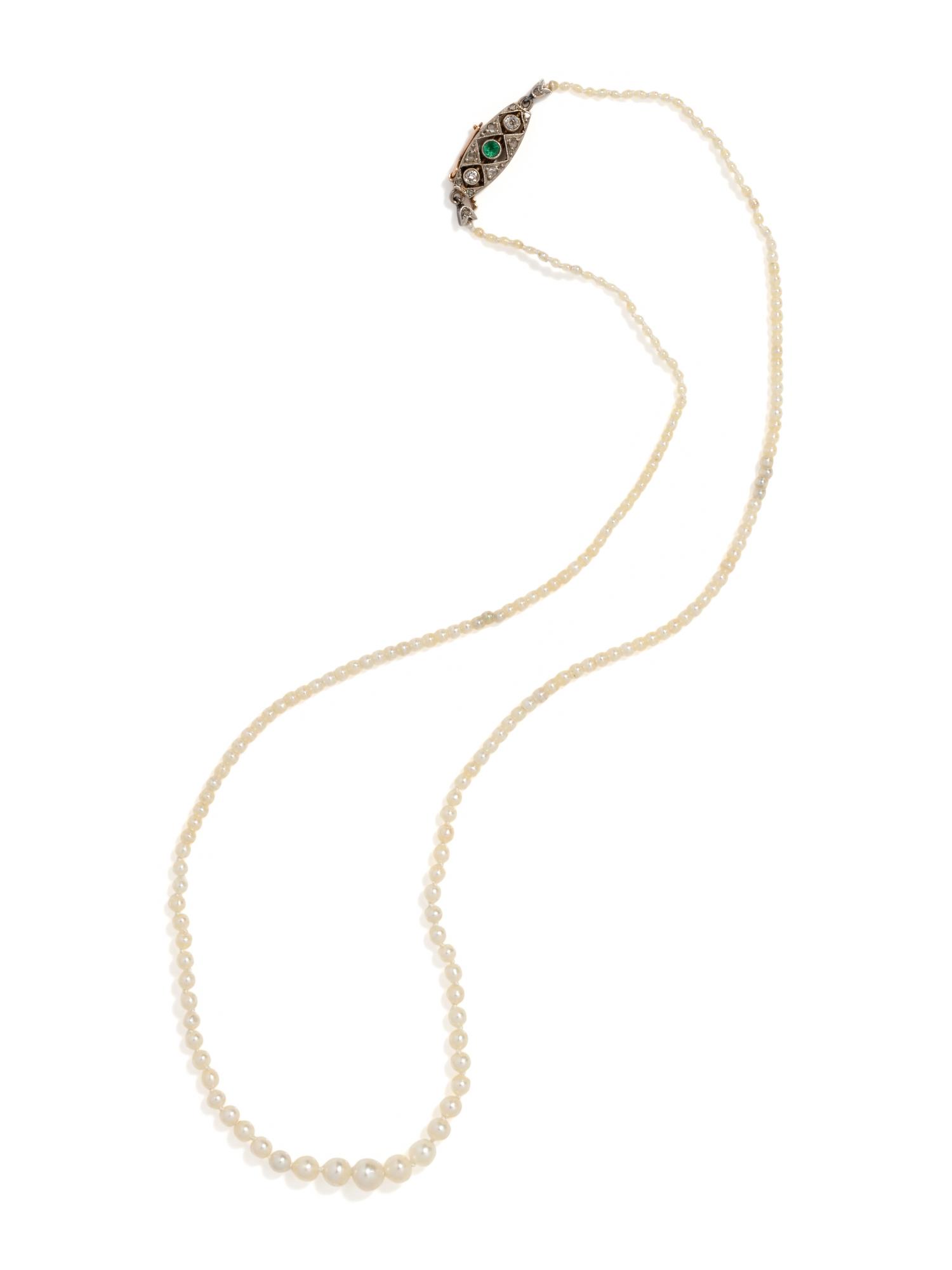 ANTIQUE, NATURAL PEARL NECKLACE