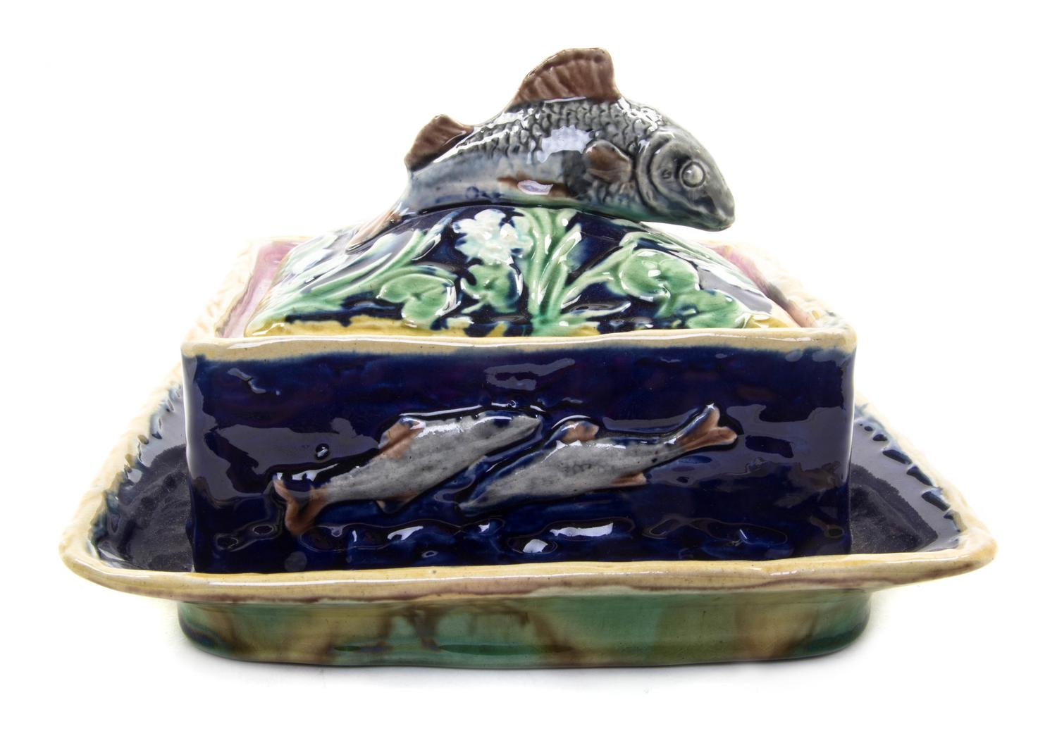 A Majolica Butter Dish and Cover, Width 7 7/8 inches.