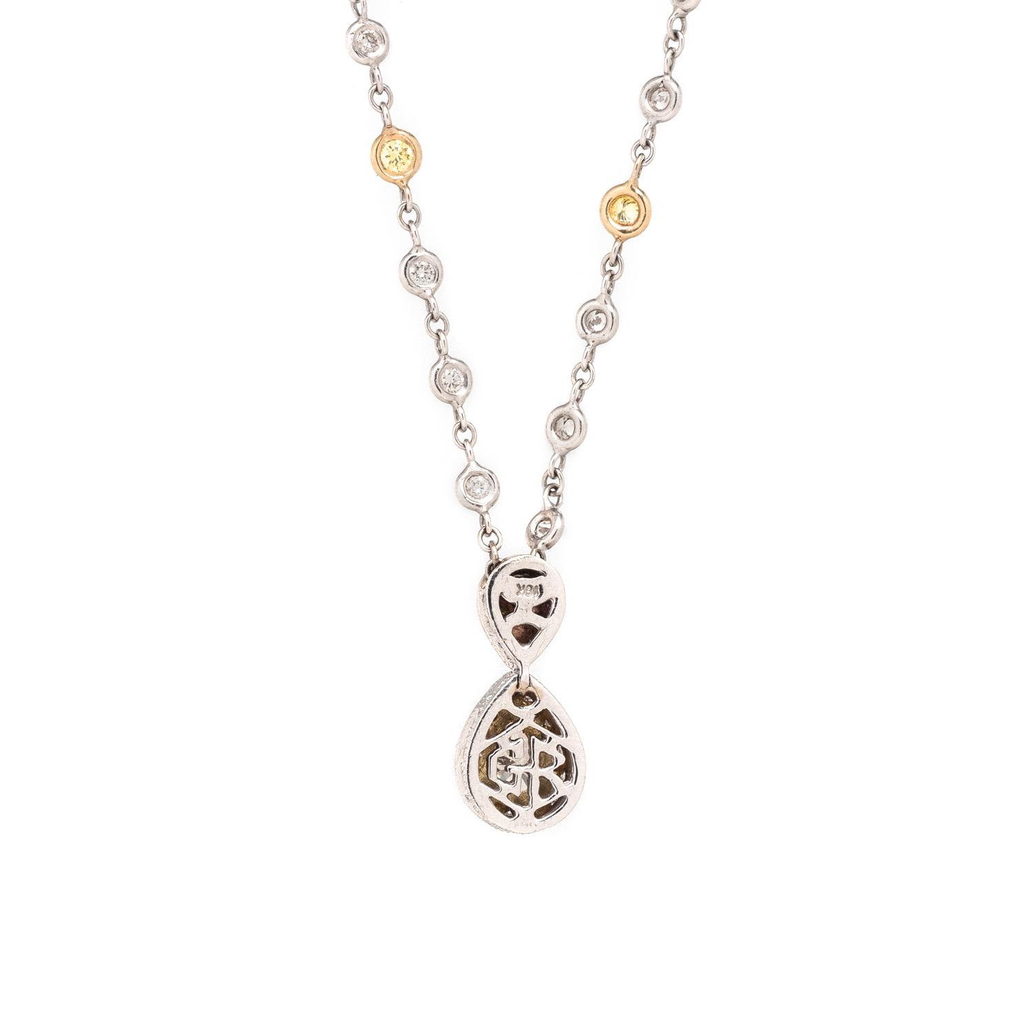 DIAMOND AND COLORED DIAMOND SET
