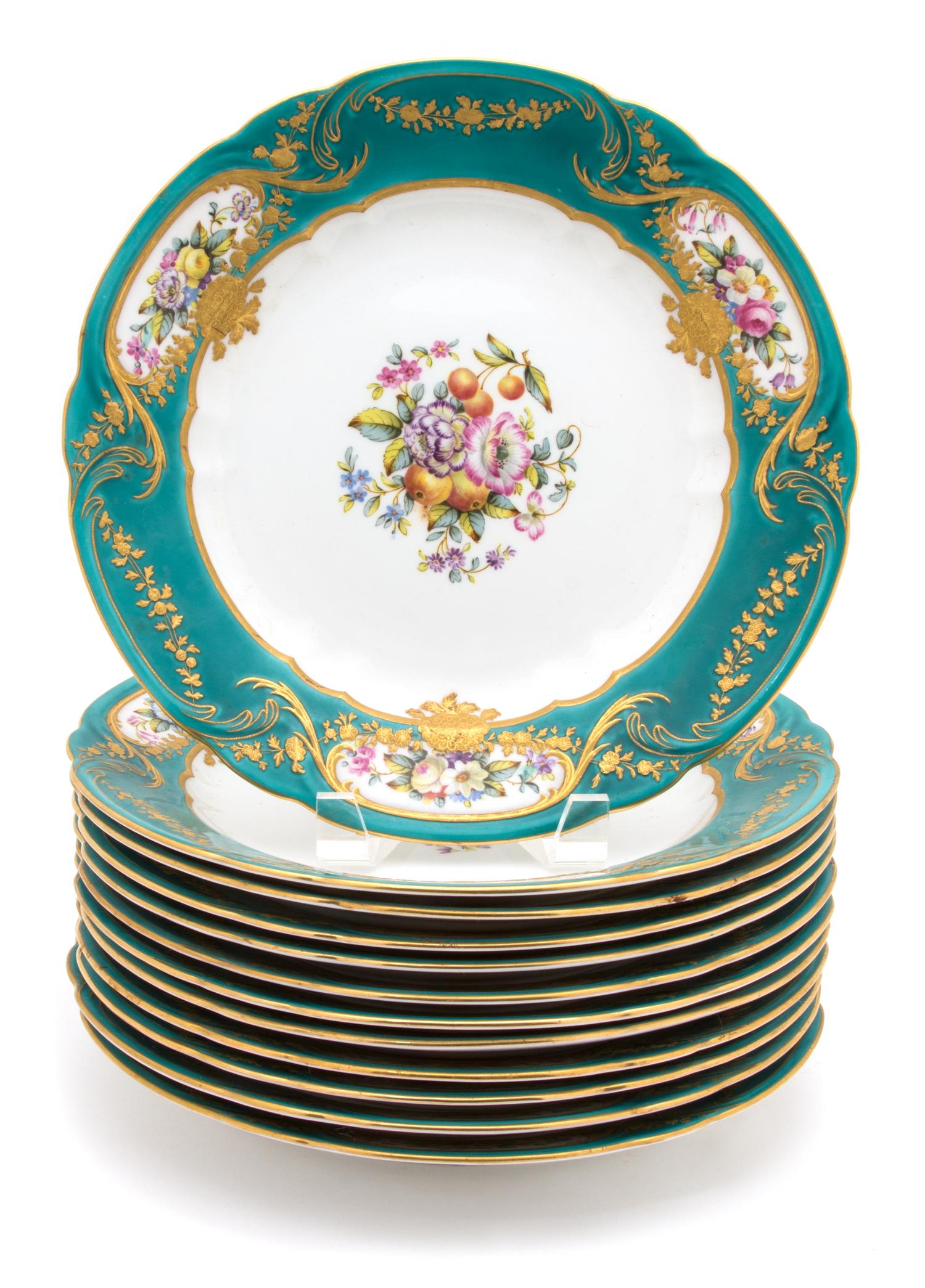 Twelve Spode Porcelain Cabinet Plates Diameter 10 inches. — 19TH CENTURY