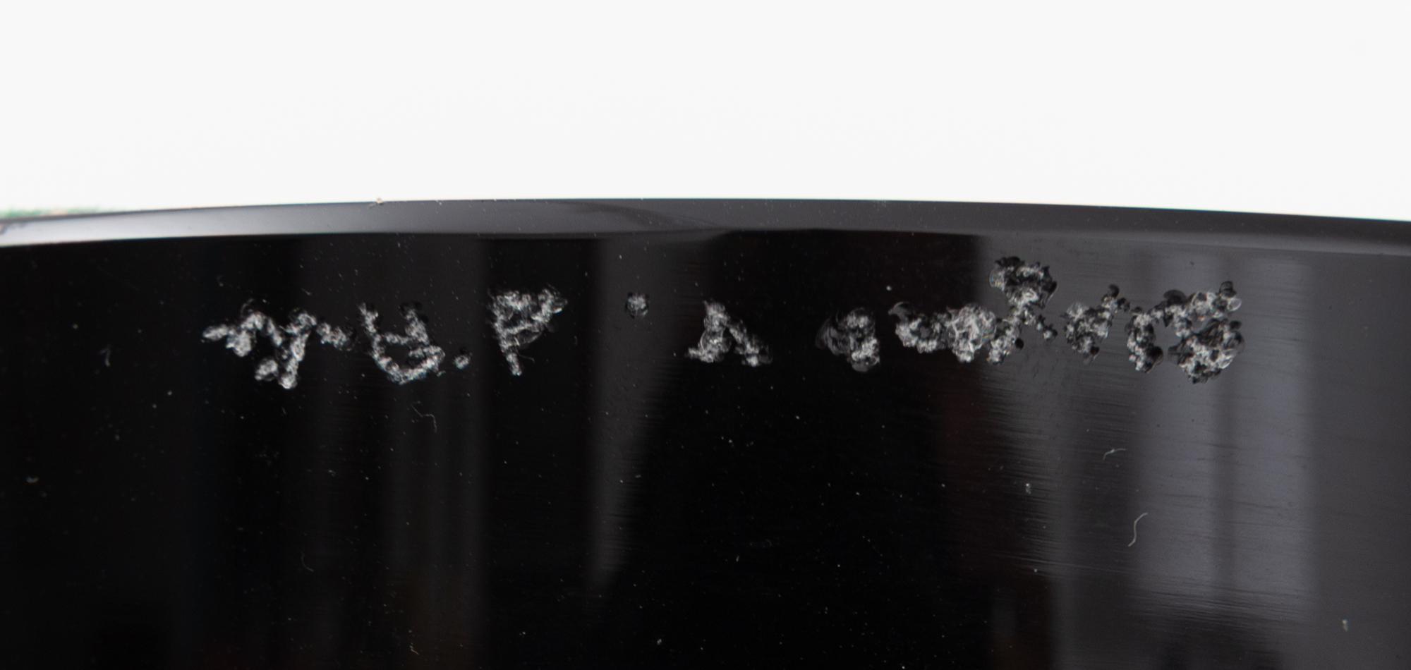 A Group of Three Seguso Vetri d'Arte Murano Glass Centerpiece Bowls
