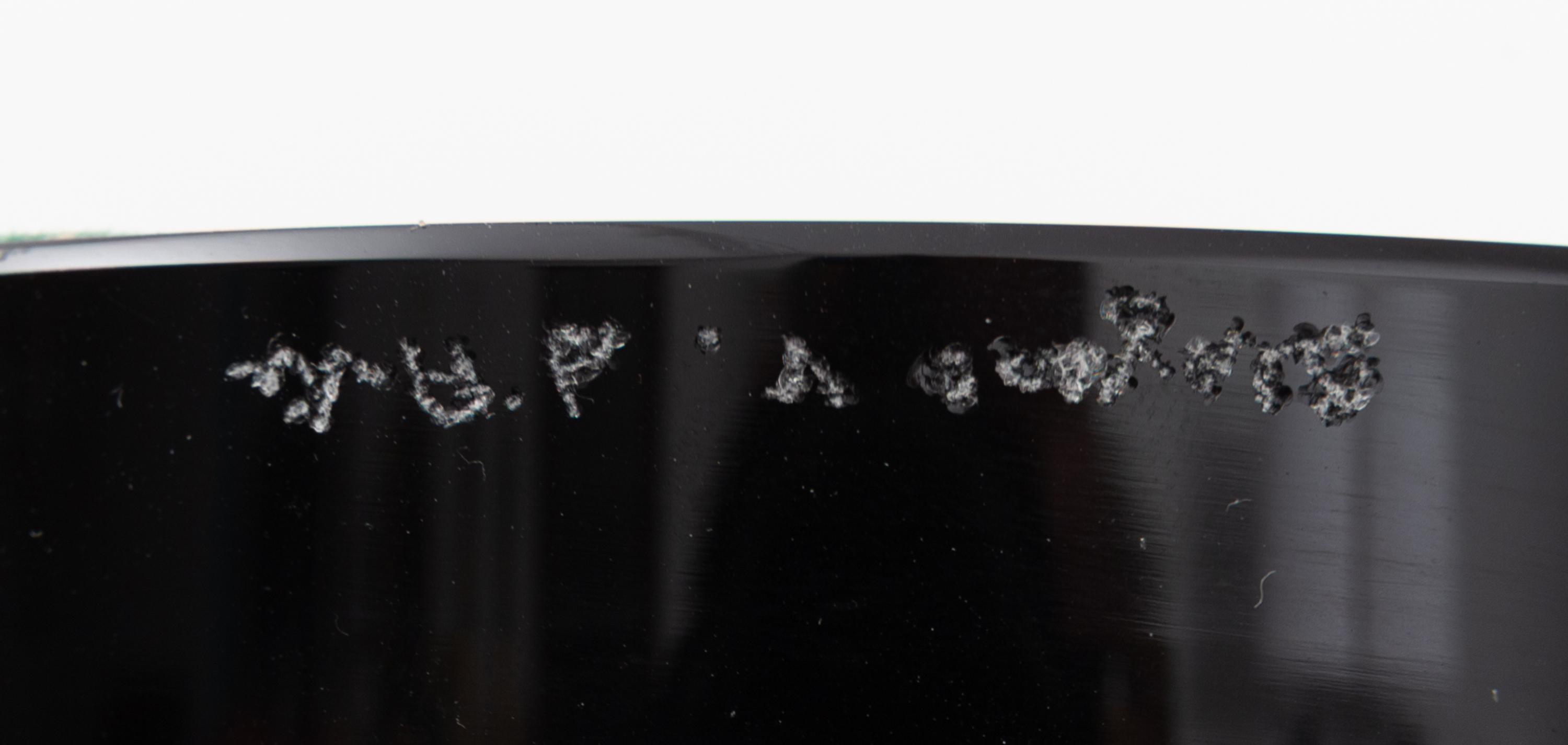 A Group of Three Seguso Vetri d'Arte Murano Glass Centerpiece Bowls