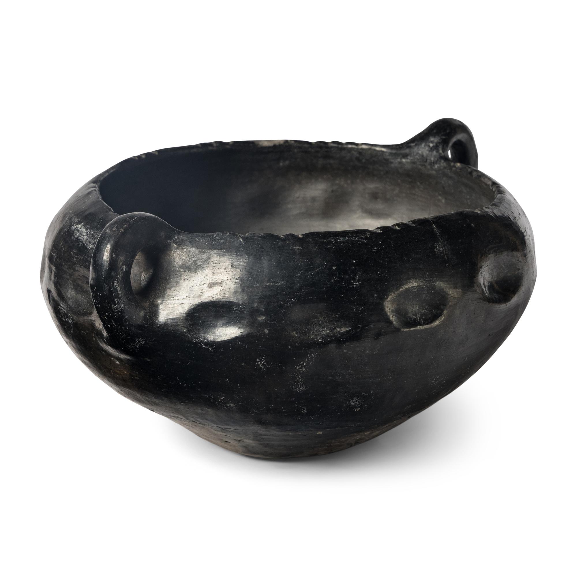 Sara Fina Tafoya, Attributed (Santa Clara, 1863-1949) — Backware Handled Pottery Bowl