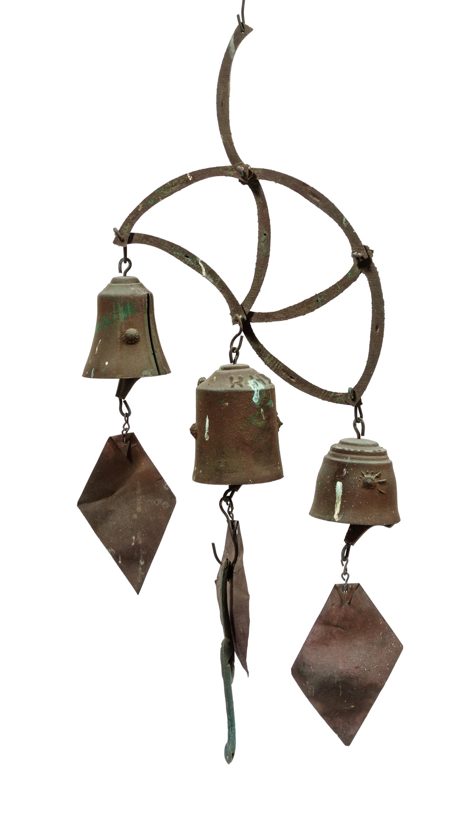 Style of Paolo Soleri, 20TH CENTURY, wind chime