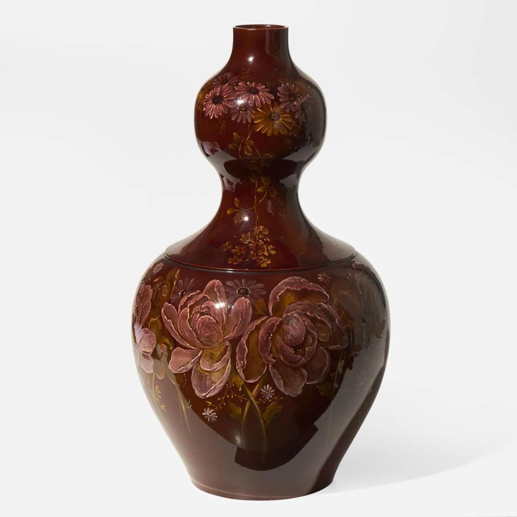 A Monumental Wedgwood Magnolia Ware Vase UK, circa 1895
