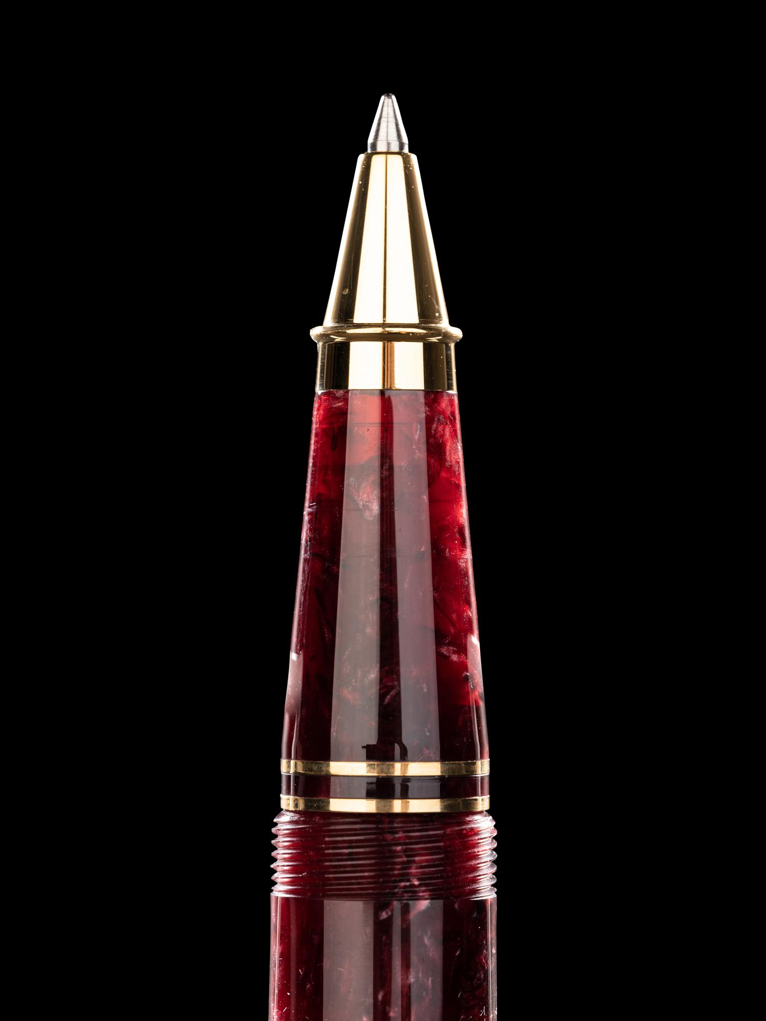 Conway Stewart: Churchill-Burgundy Limited Edition Ballpoint Pen