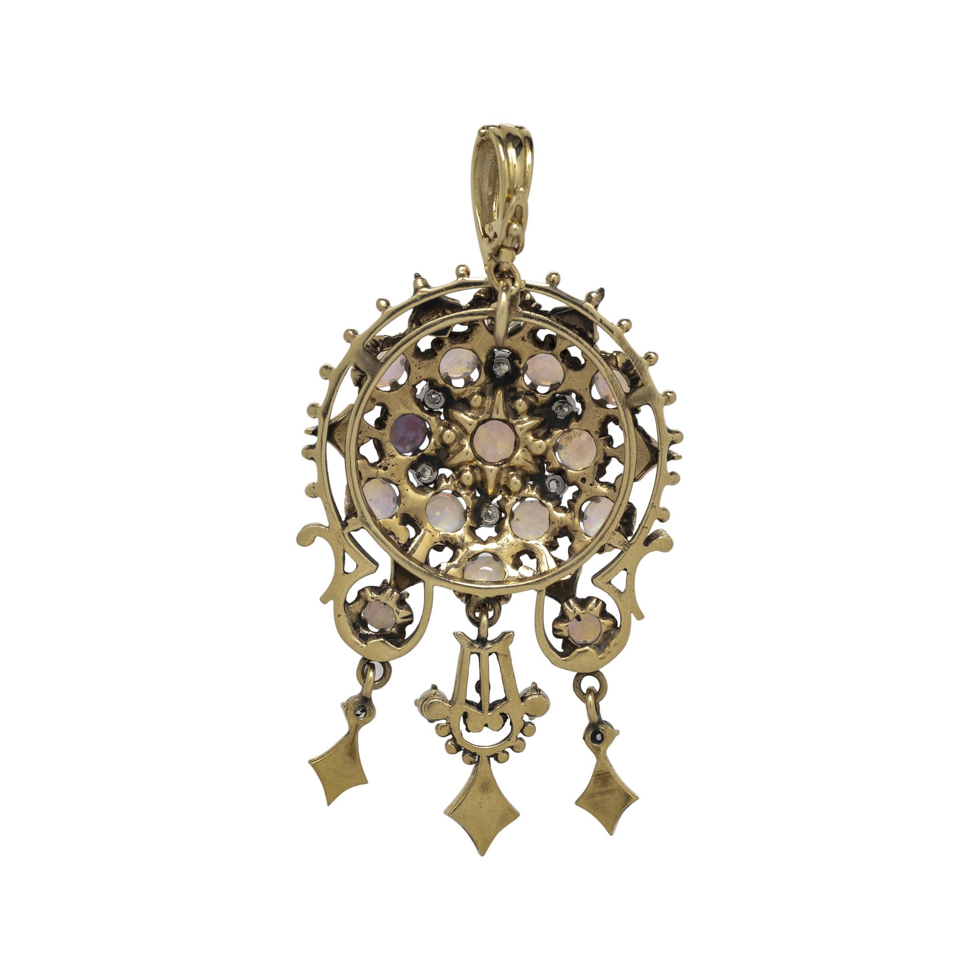 OPAL AND DIAMOND PENDANT