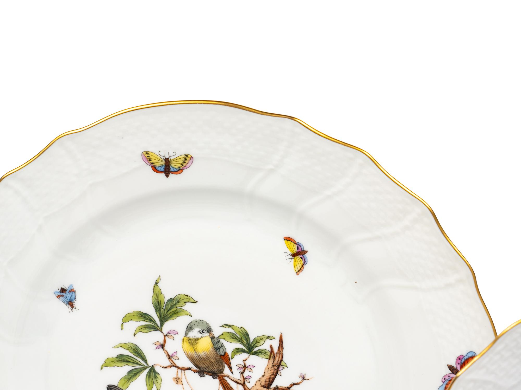 A Herend Rothschild Bird Porcelain Dinner Service