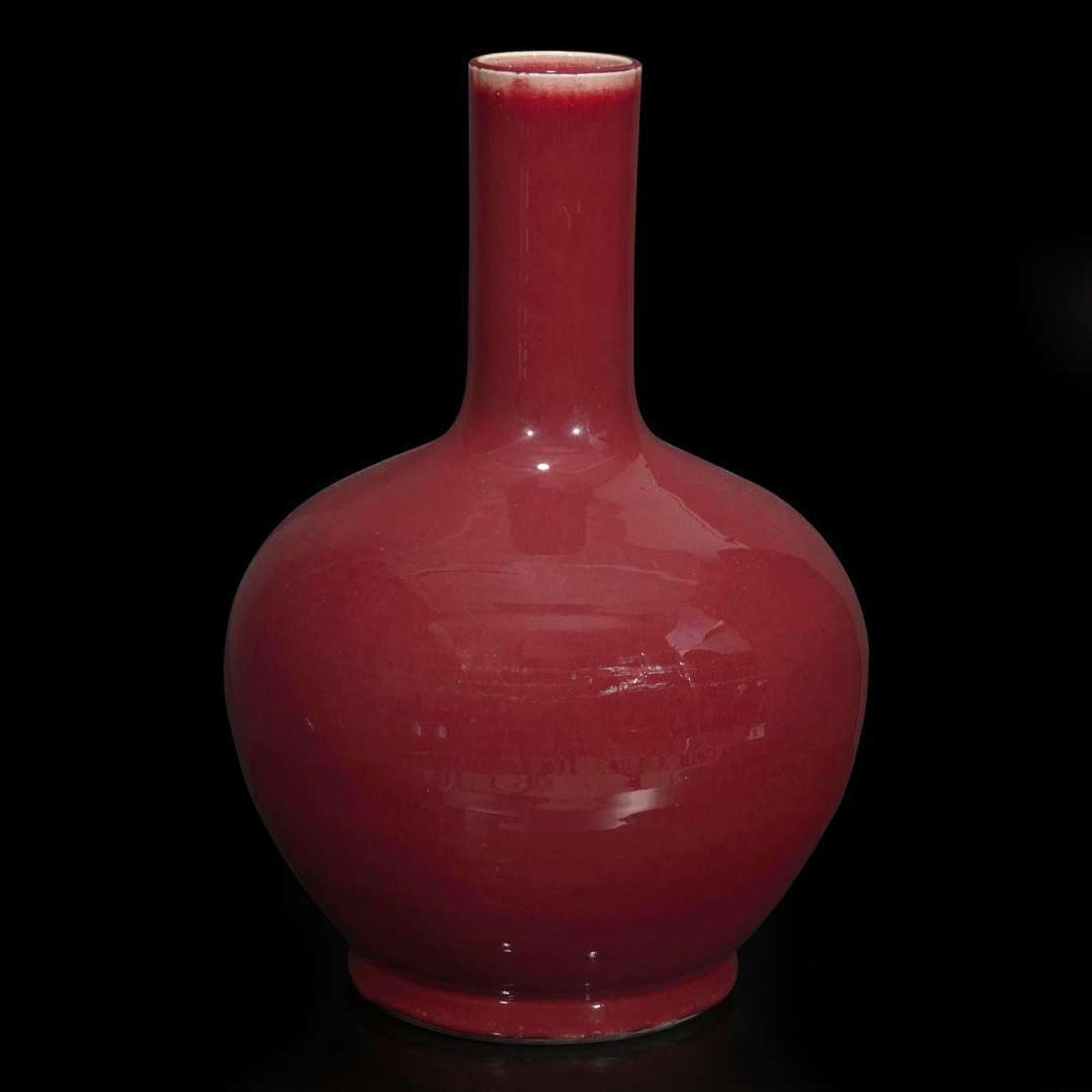 A large Chinese copper red-glazed porcelain vase, Tianqiuping 釉里红天球瓶