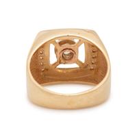YELLOW GOLD AND DIAMOND RING