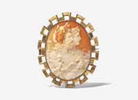 A Shell Cameo Brooch