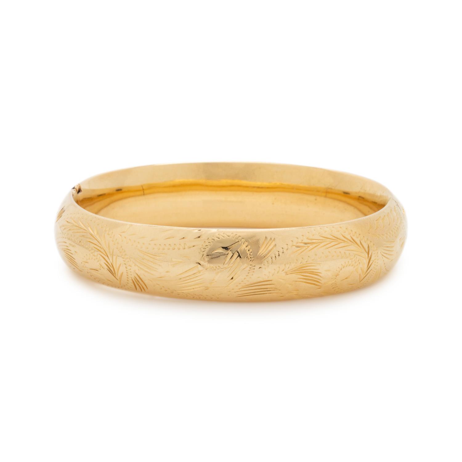 YELLOW GOLD BANGLE BRACELET