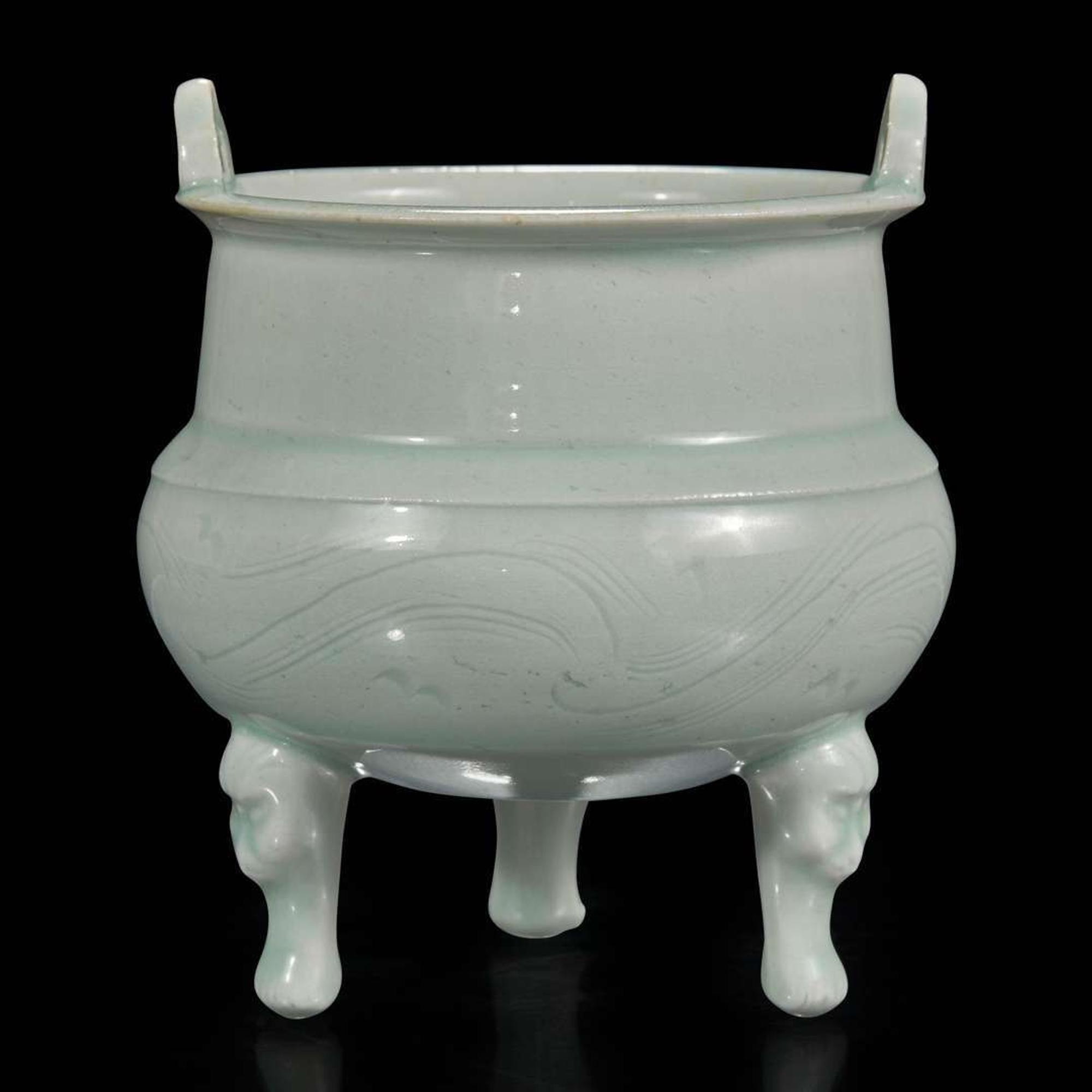 A Chinese Qingbai-type tripod censer 青白釉三足香炉 Northern Song dynasty or later ?????