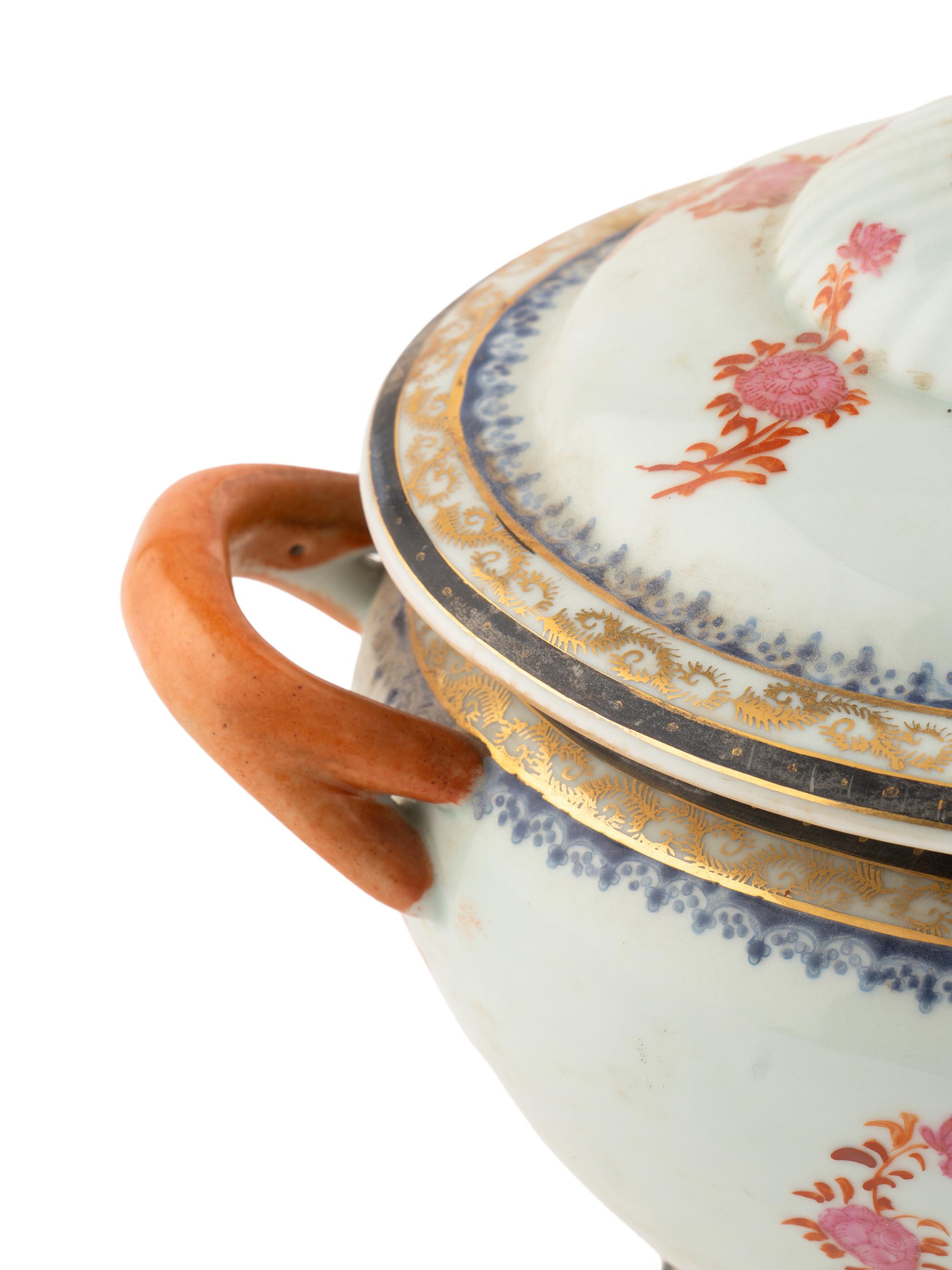 A Chinese Export Armorial Porcelain Tureen